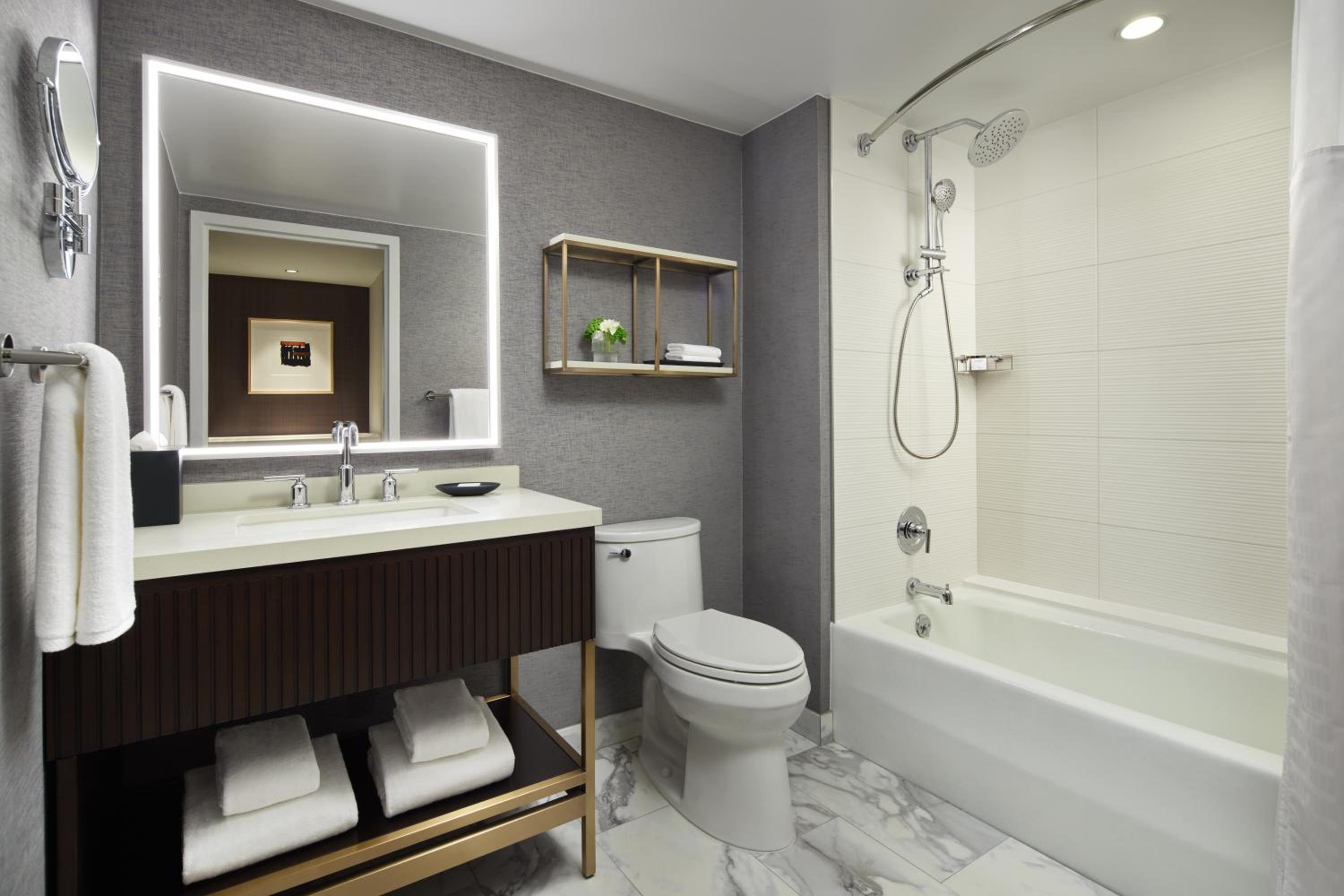 Double Room with Two Double Beds - High Floor photo 1