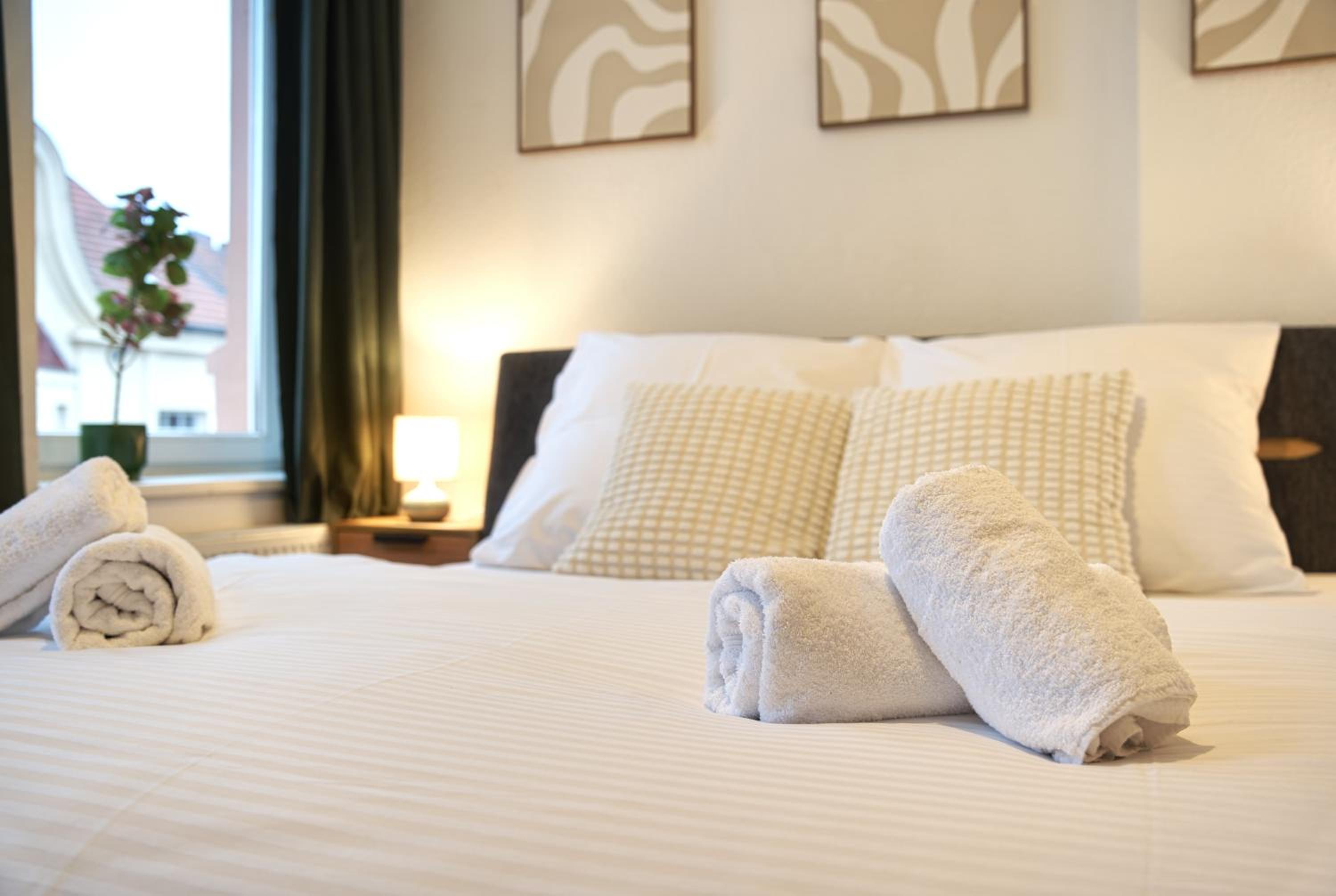 One-Bedroom Apartment with City View photo 3