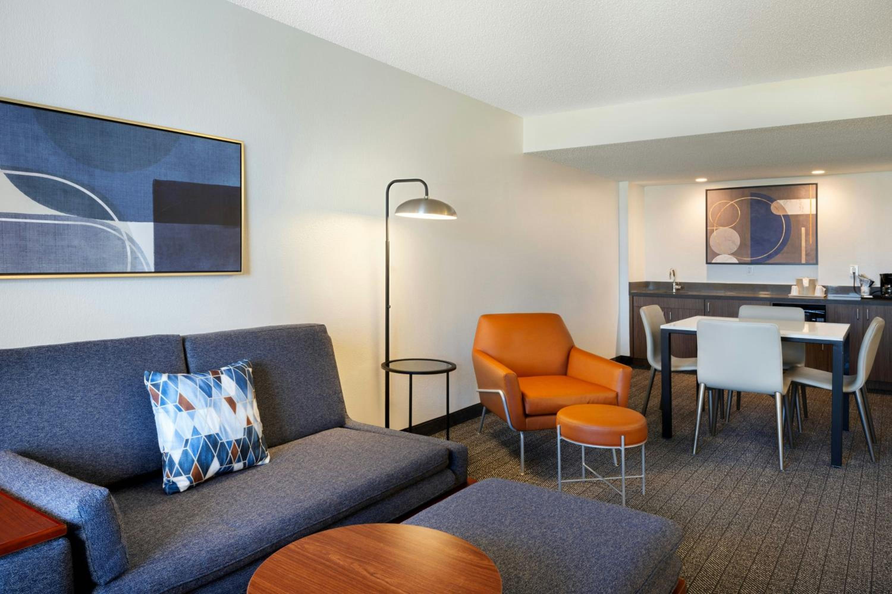 One-Bedroom King Suite with Sofa Bed - Photo 1