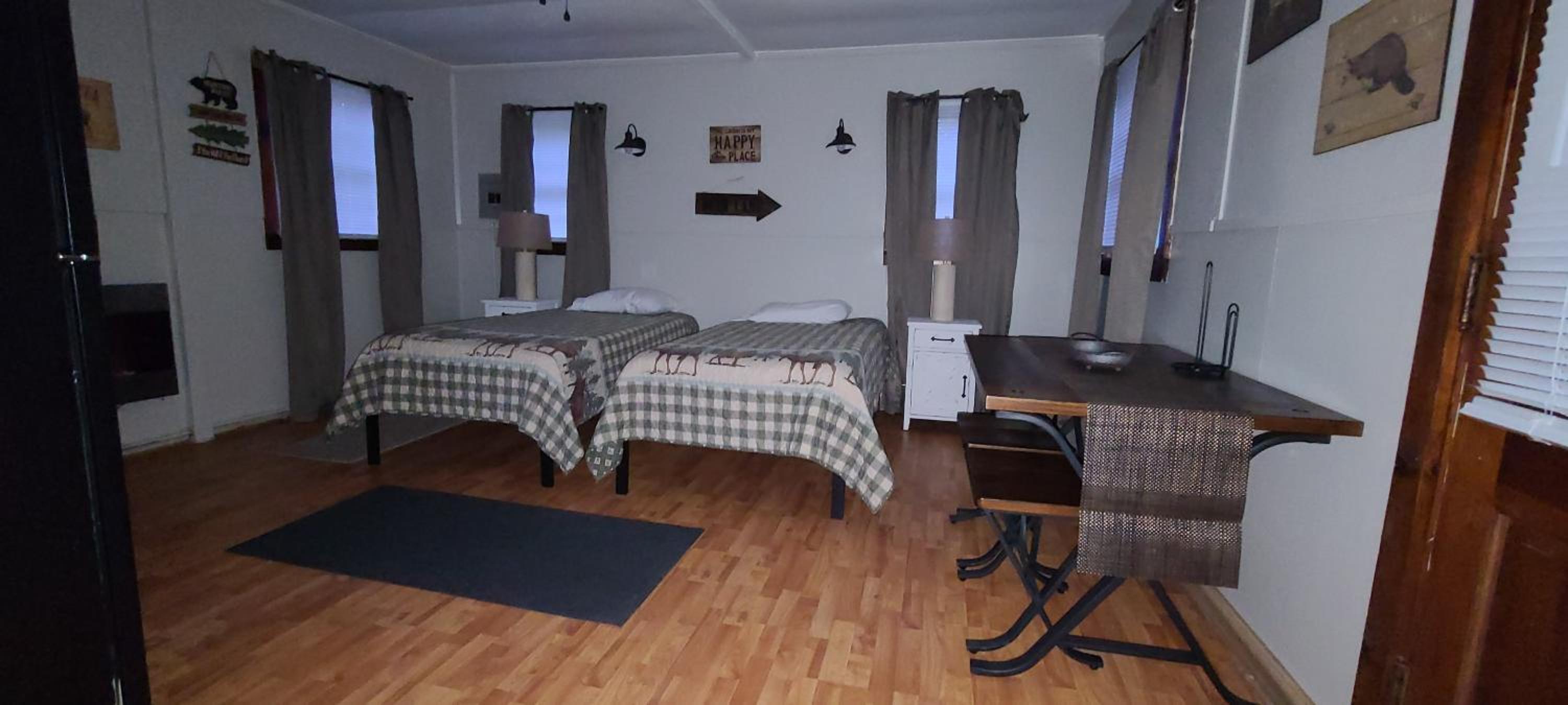 One-Bedroom Apartment - Non-Smoking photo 1
