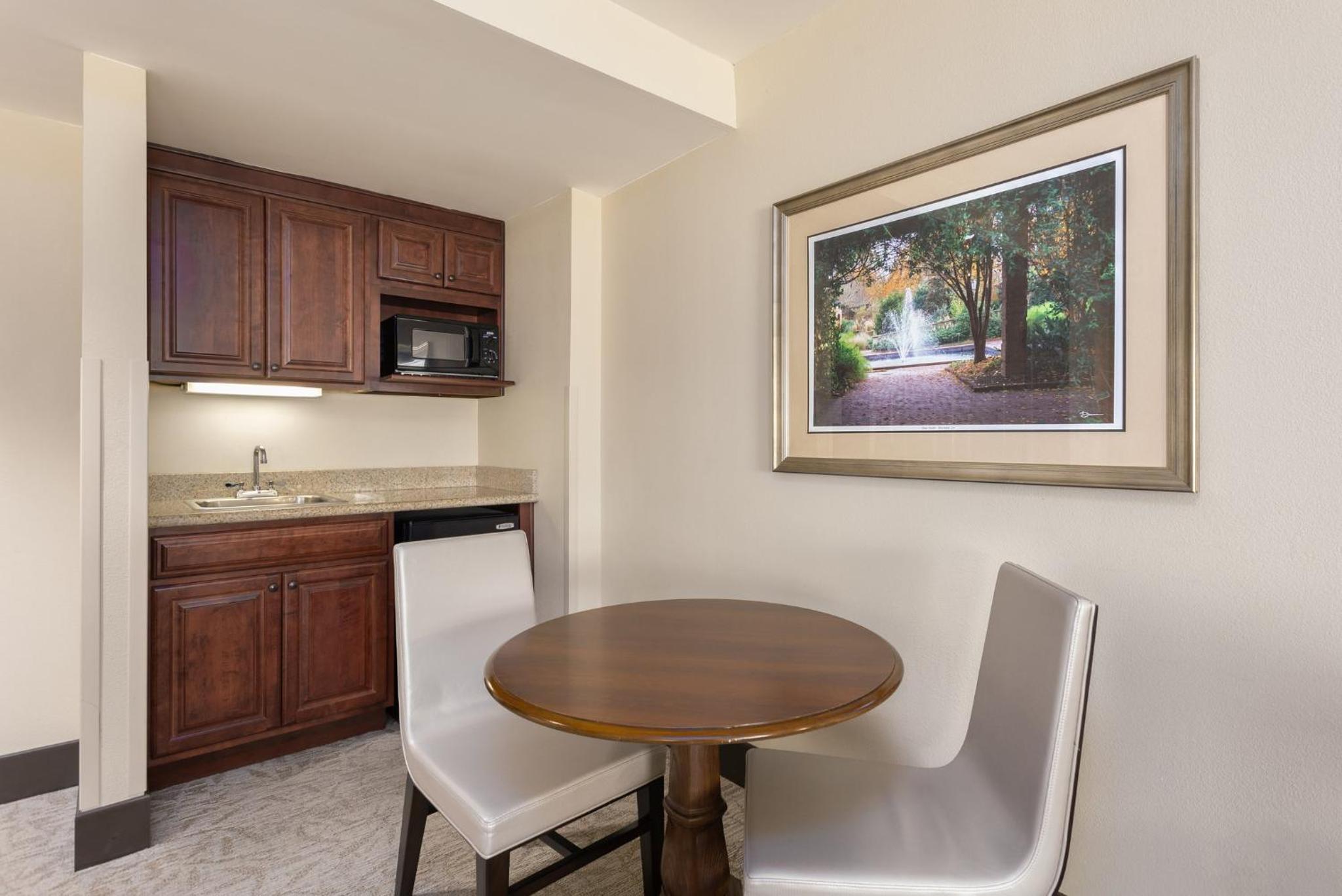King Suite - Photo 1