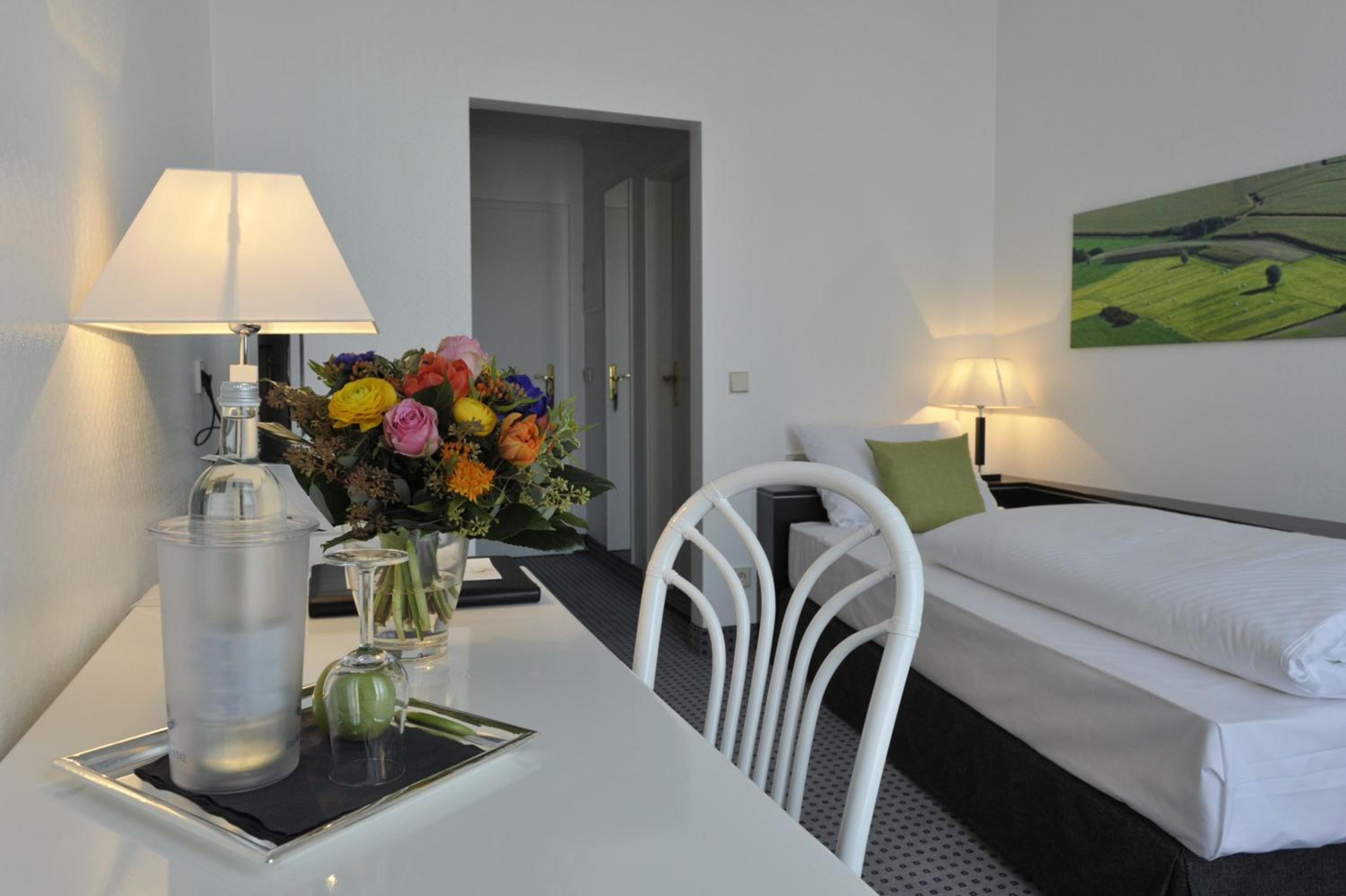 Business Single Room