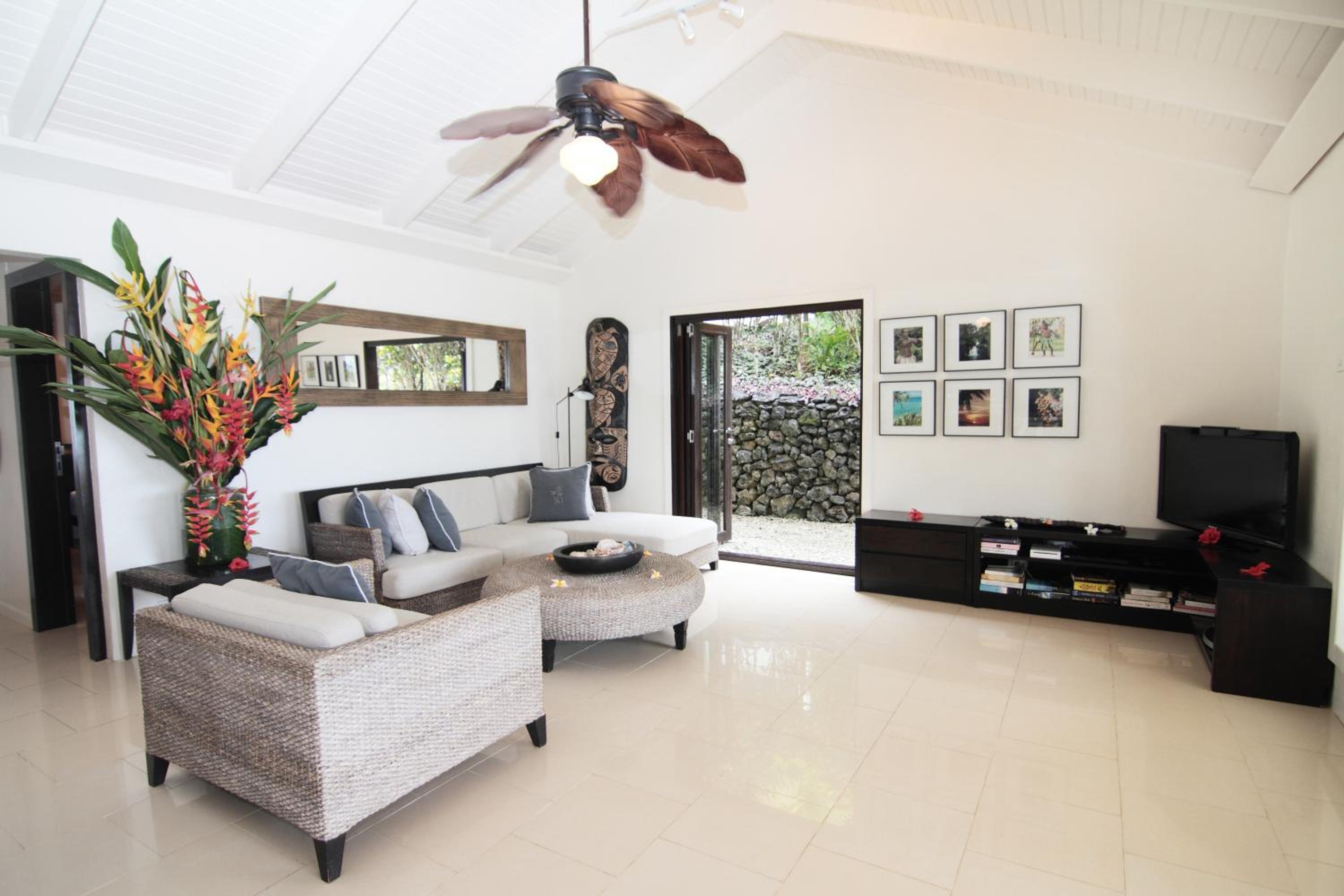 Villa with Bath Tub photo 1