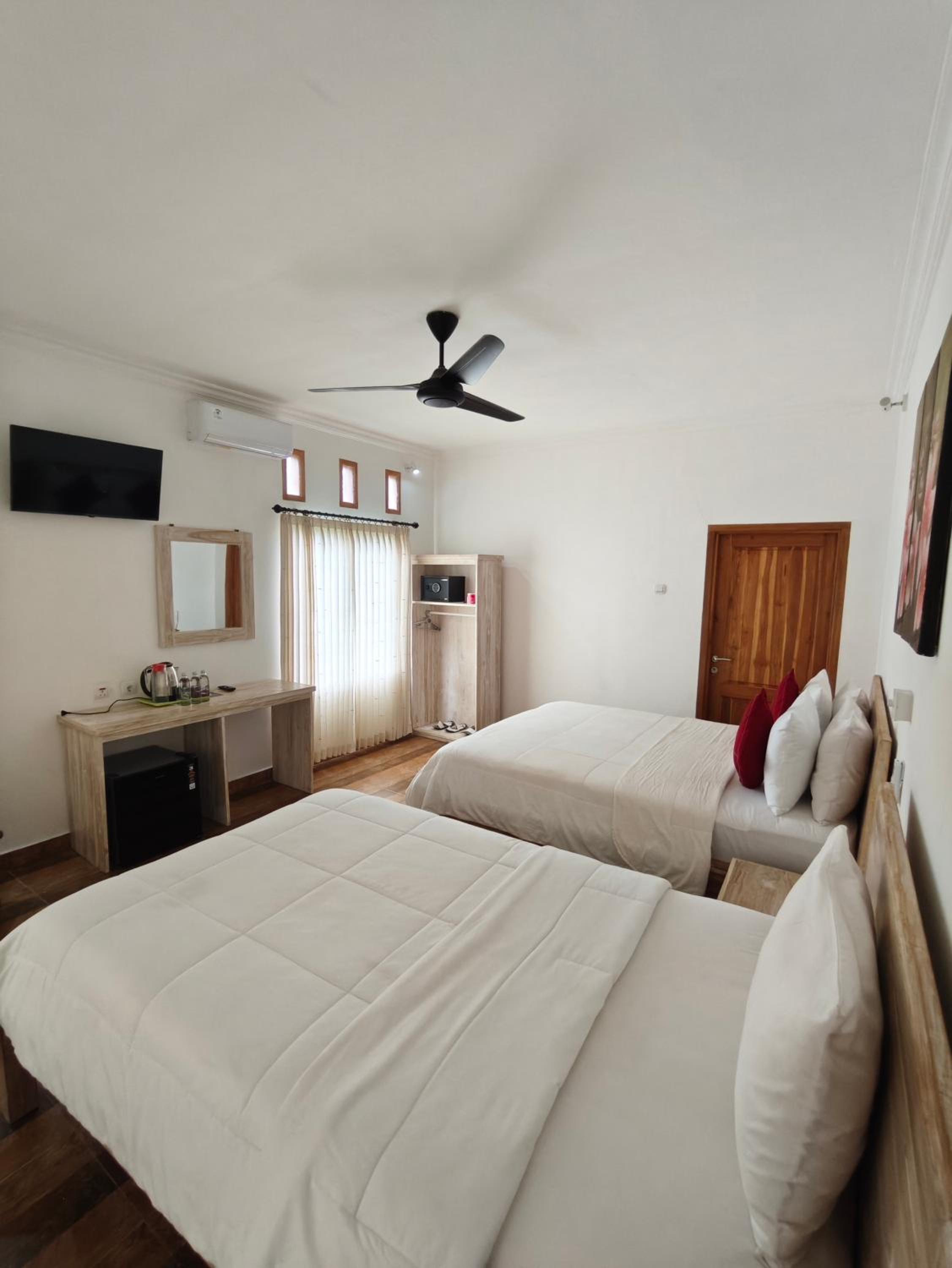 Triple Room with View photo 2
