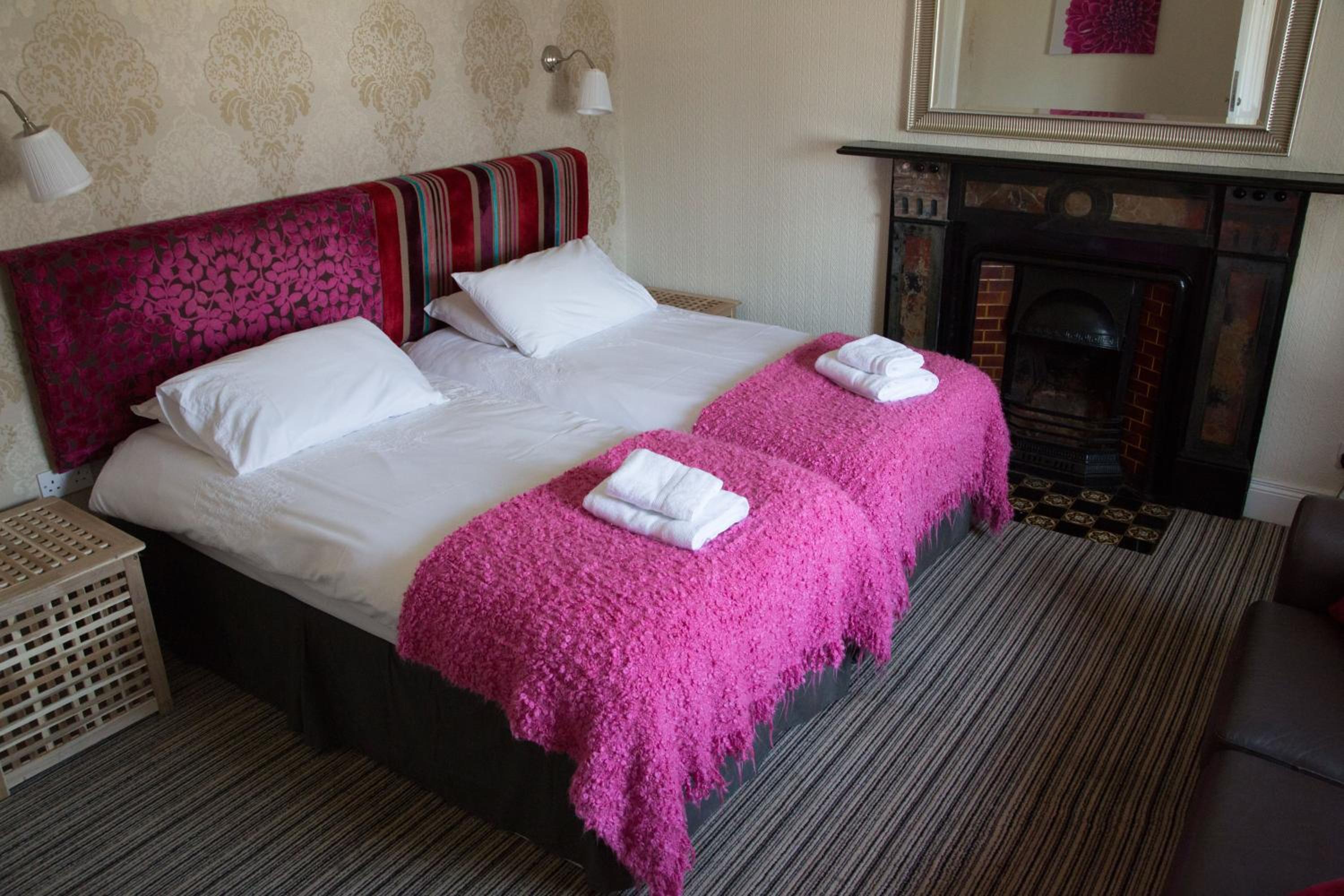 Standard Twin Room - Ground Floor photo 2