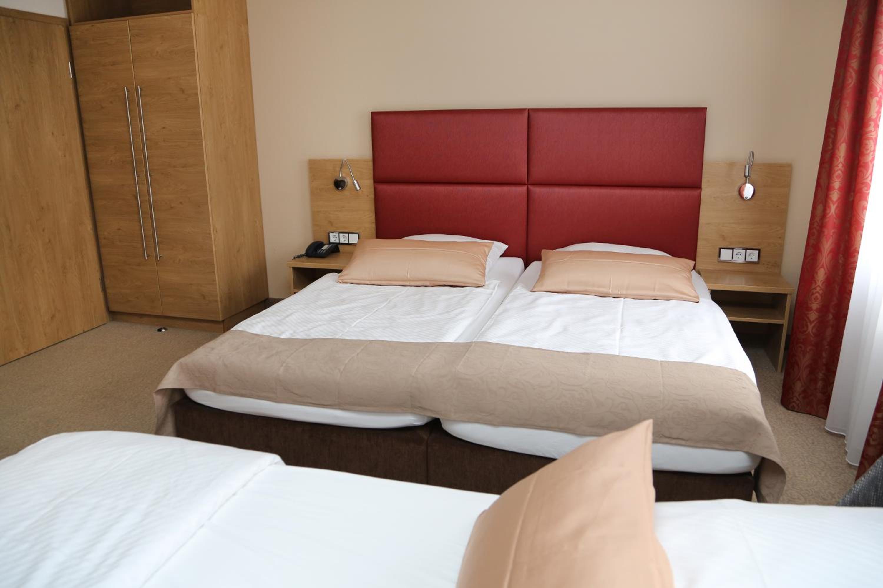 Quadruple Room photo 3