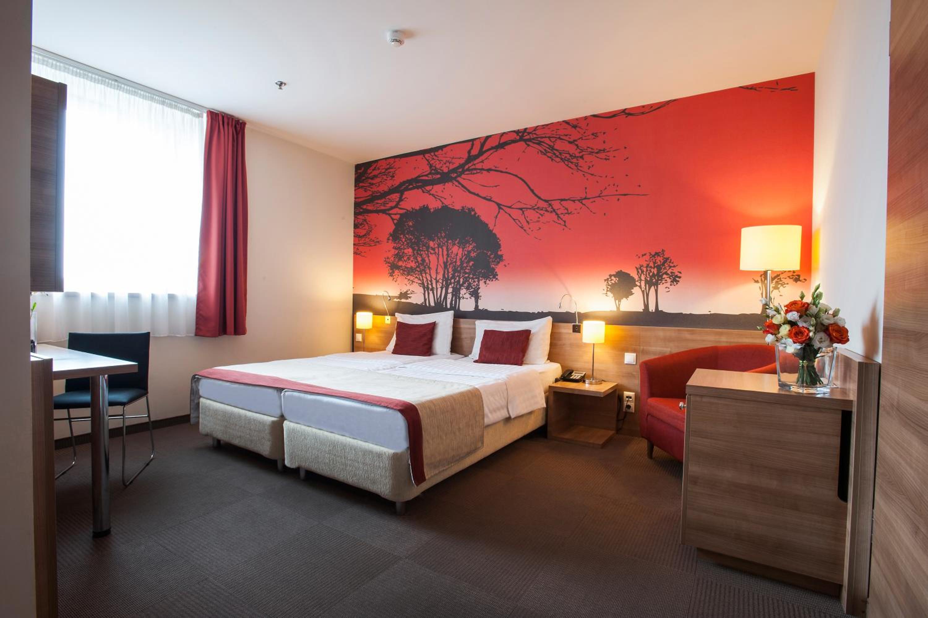 Standard Twin/Double Room - Photo 1
