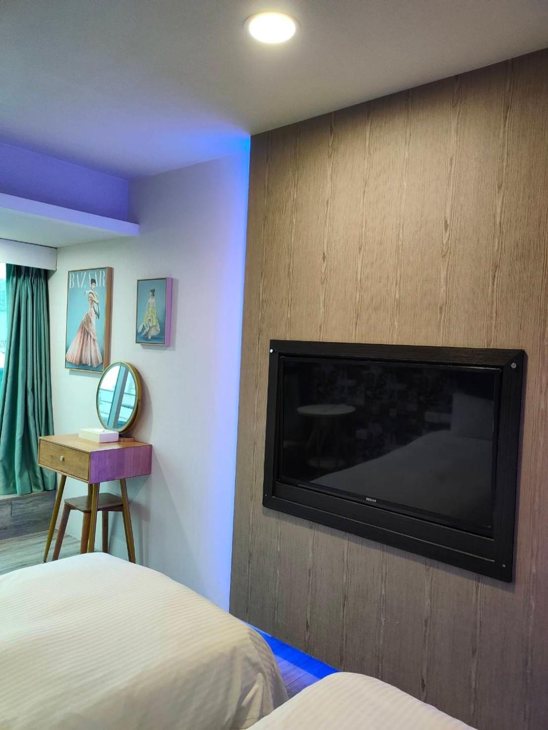 Deluxe Twin Room photo 3