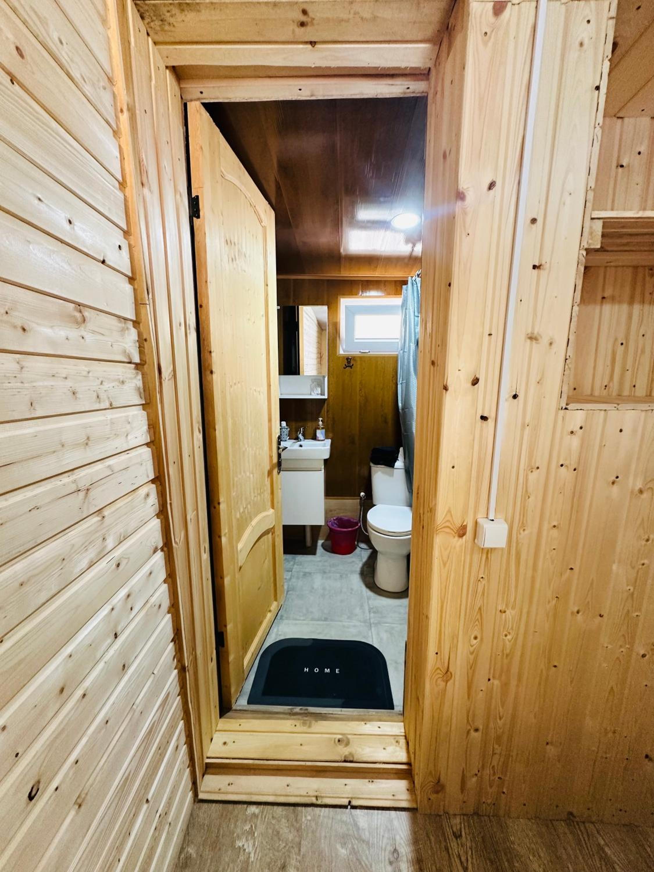 Double Room with Private Bathroom photo 3