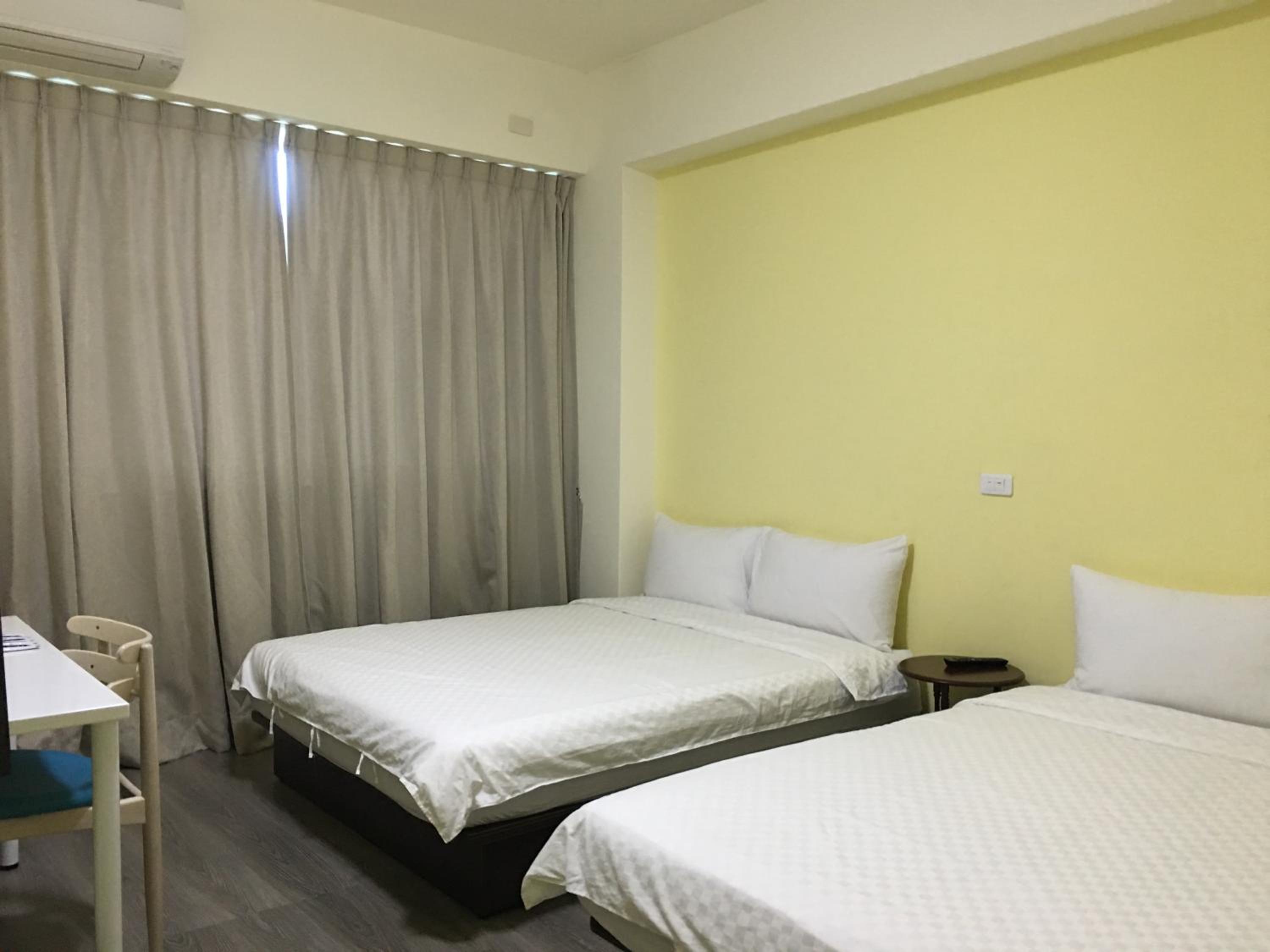 Economy Quadruple Room
