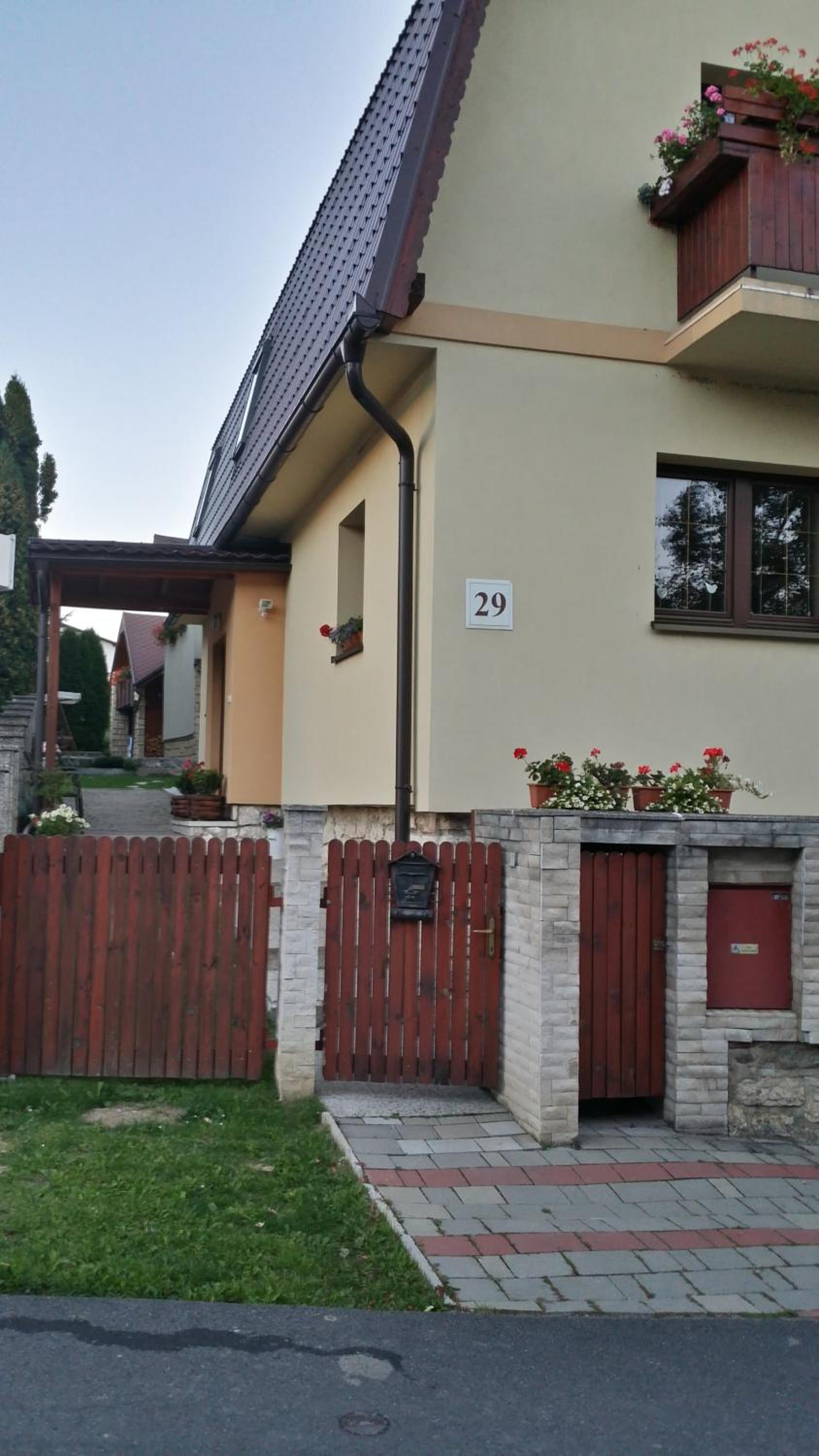 Apartment - Ground Floor photo 2