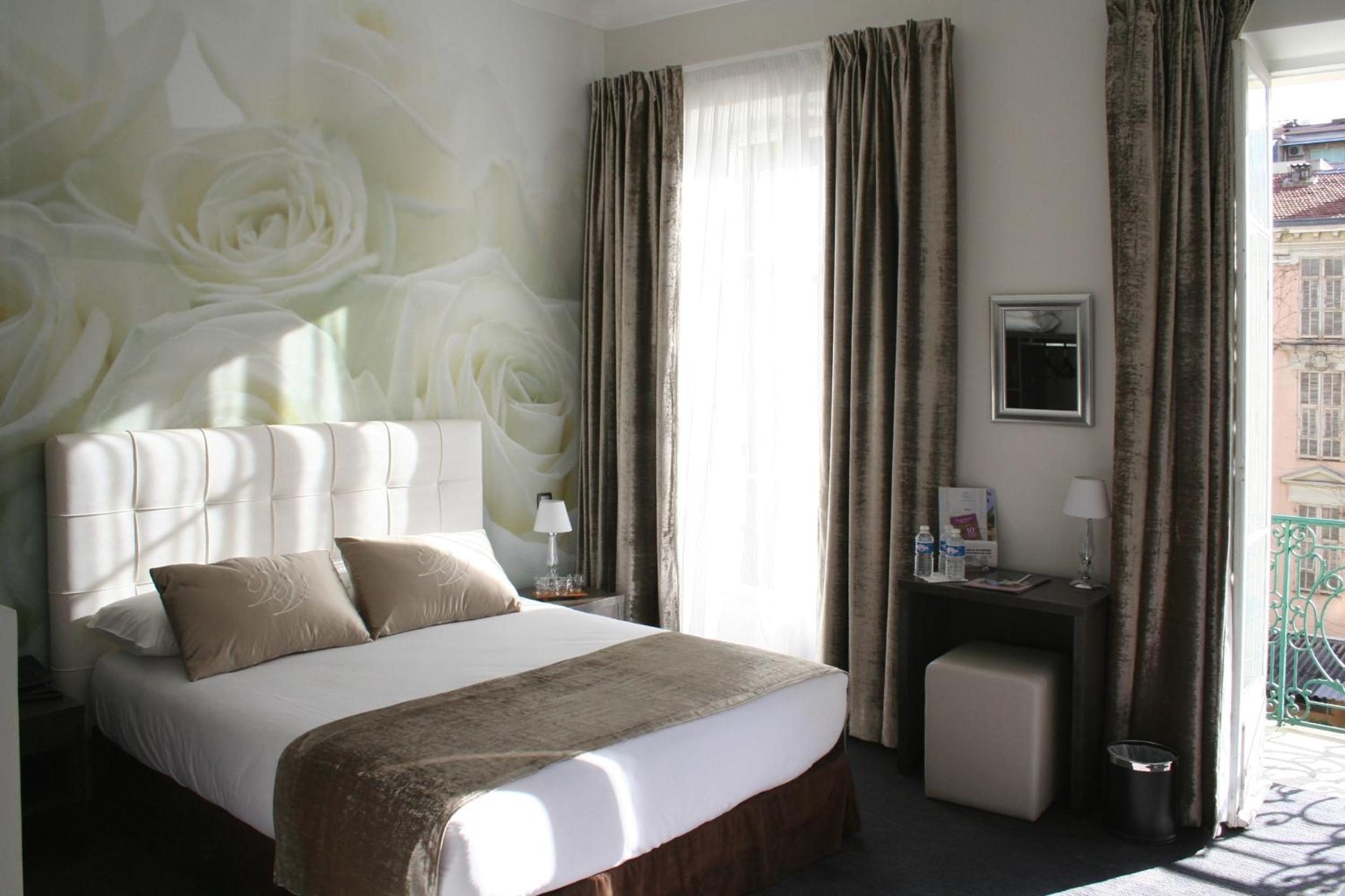 Superior Double Room with Garden View - Photo 2