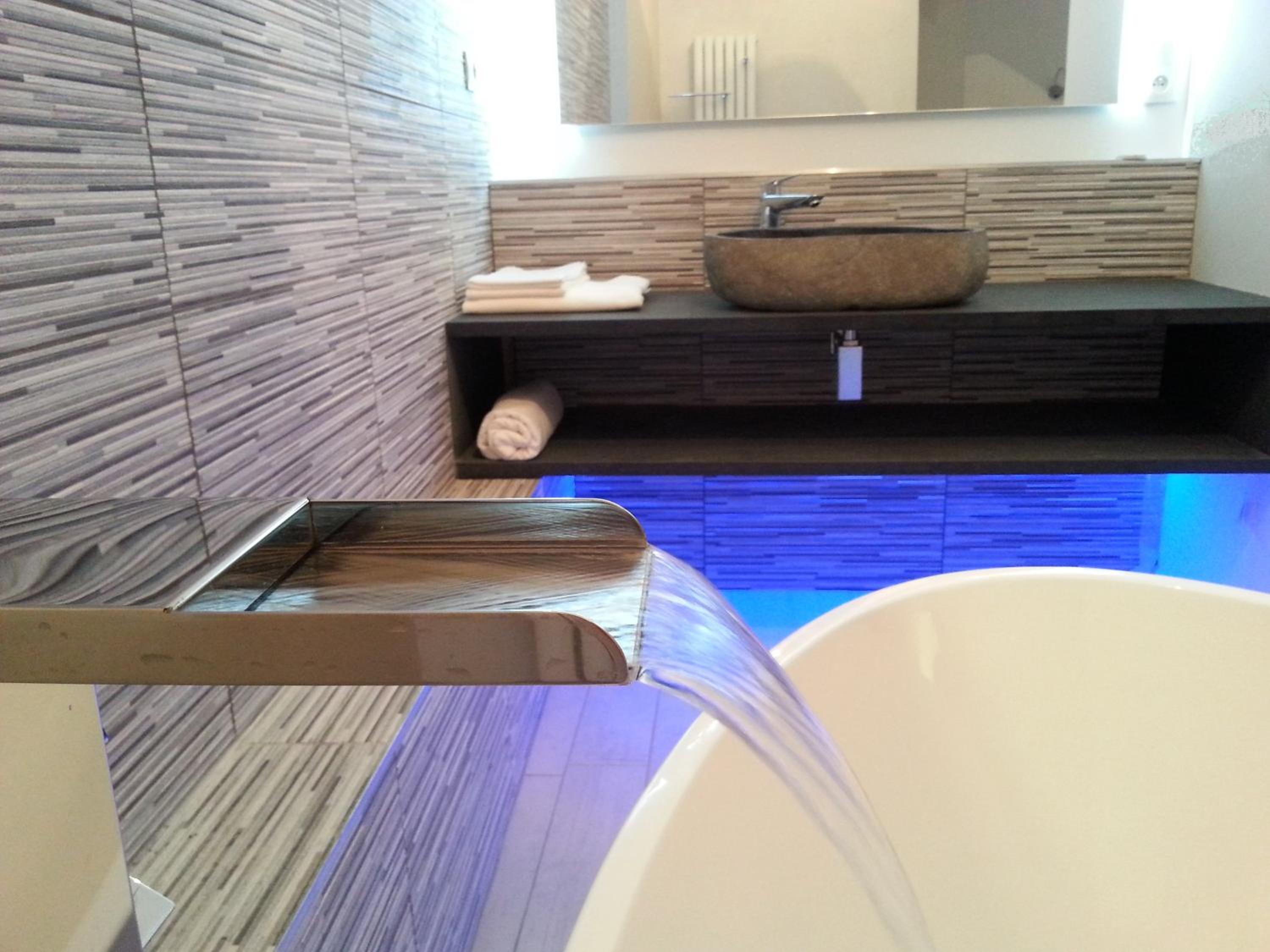 Double Room with Mountain View - Kyoto  - Photo 2
