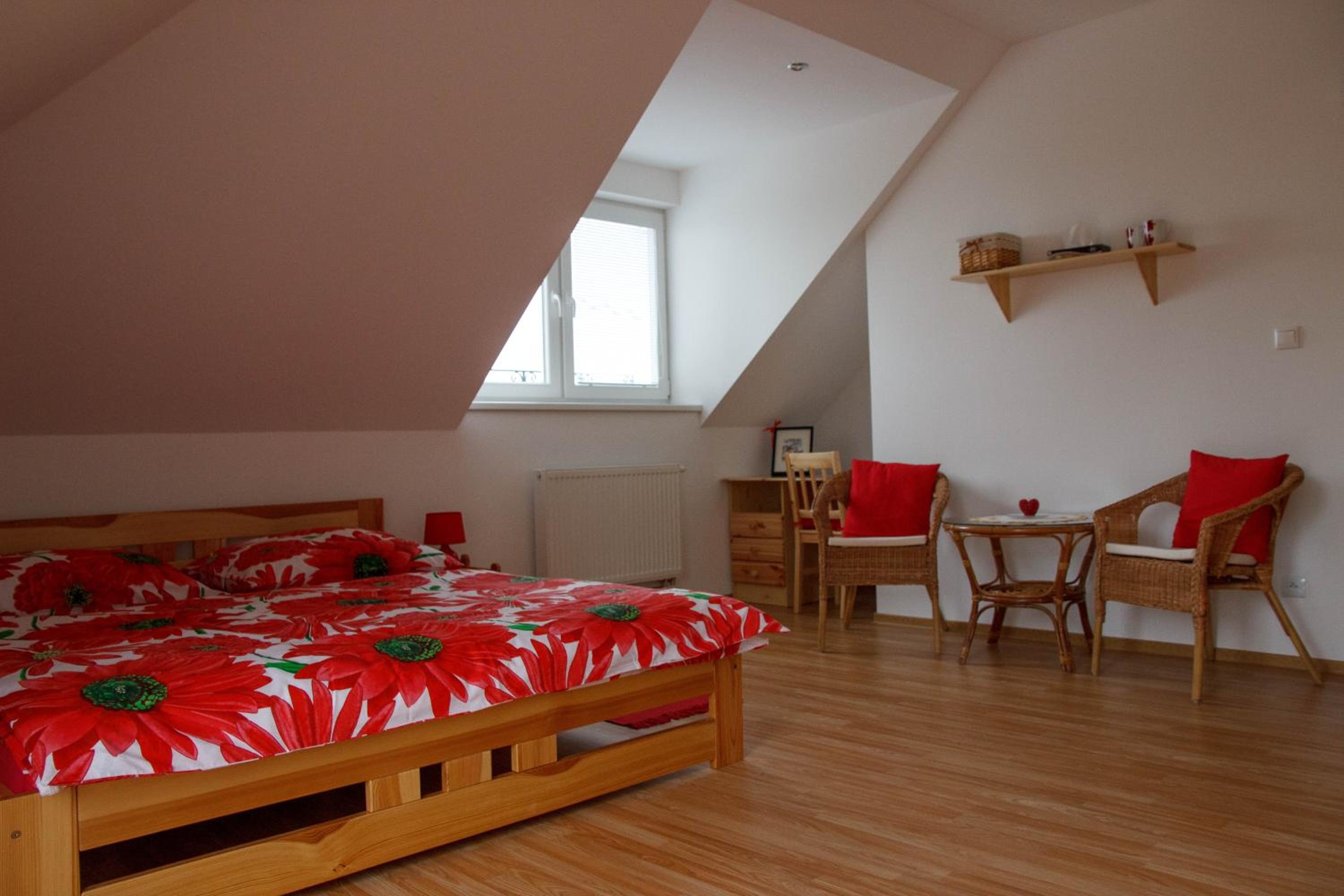 Deluxe Double Room with Balcony photo 2