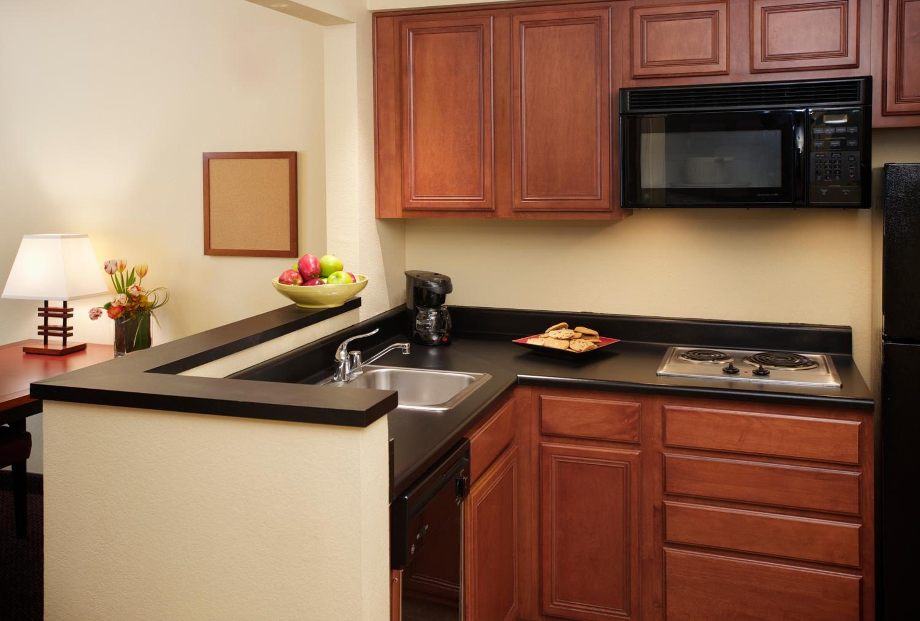 Studio Suite - Photo 2