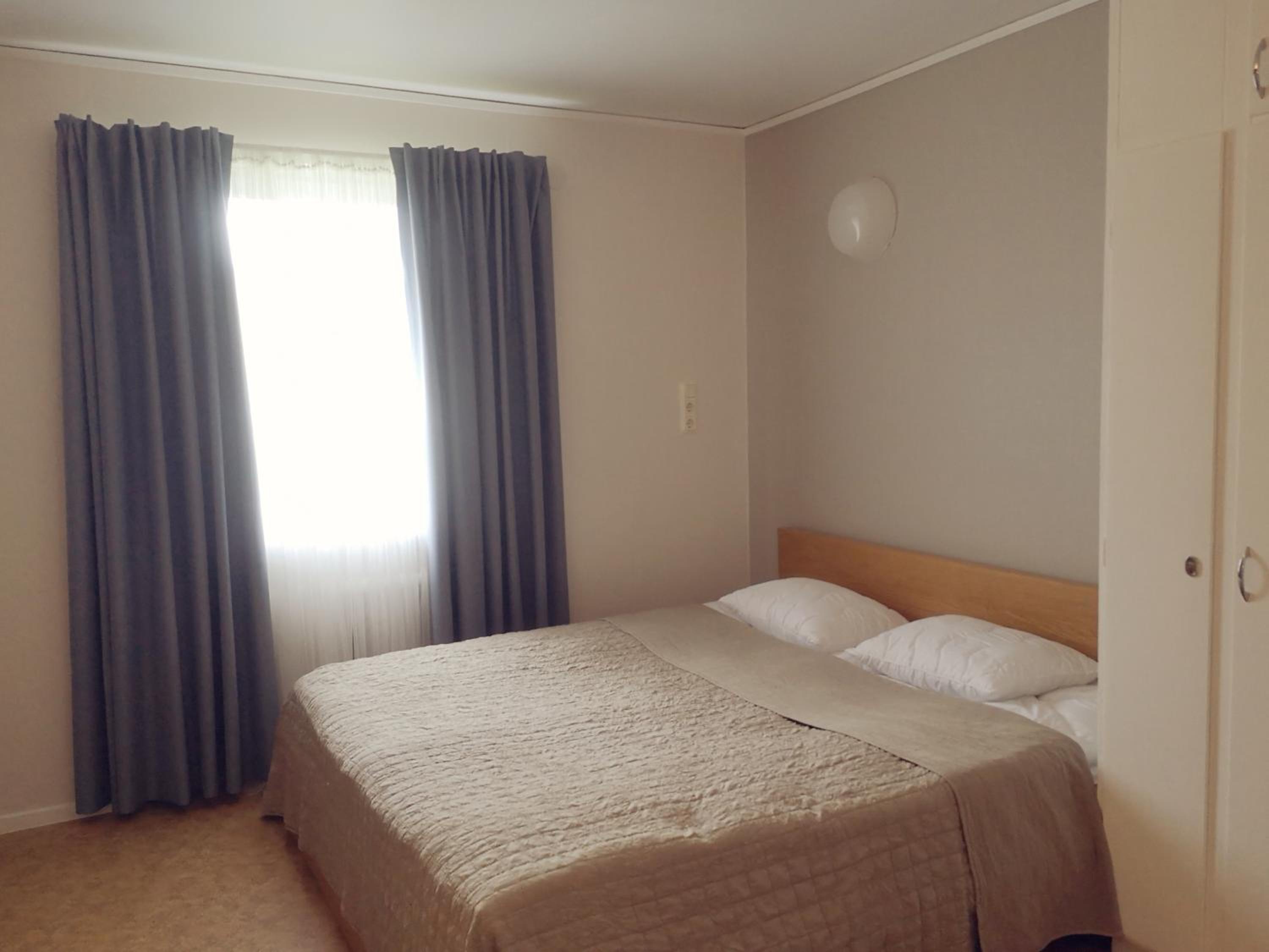 Large Double Room photo 1
