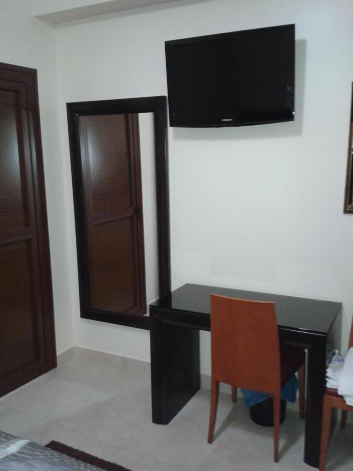 Double or Twin Room - Photo 1