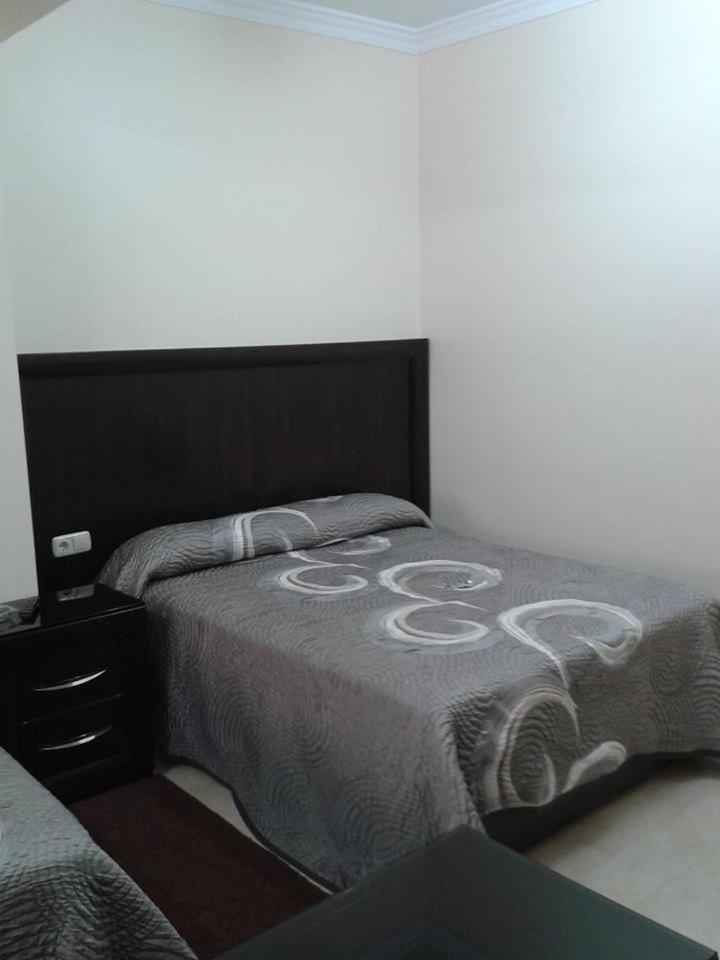 Double or Twin Room - Photo 6
