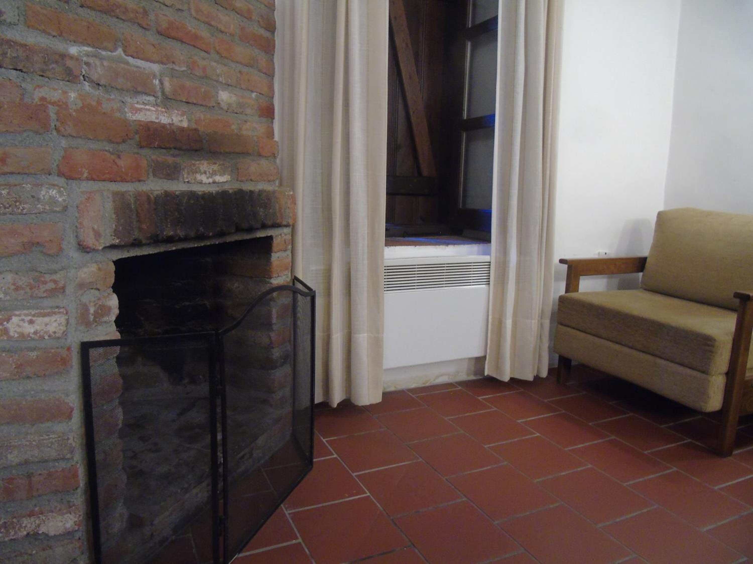 Studio (2 Adults) - Photo 1
