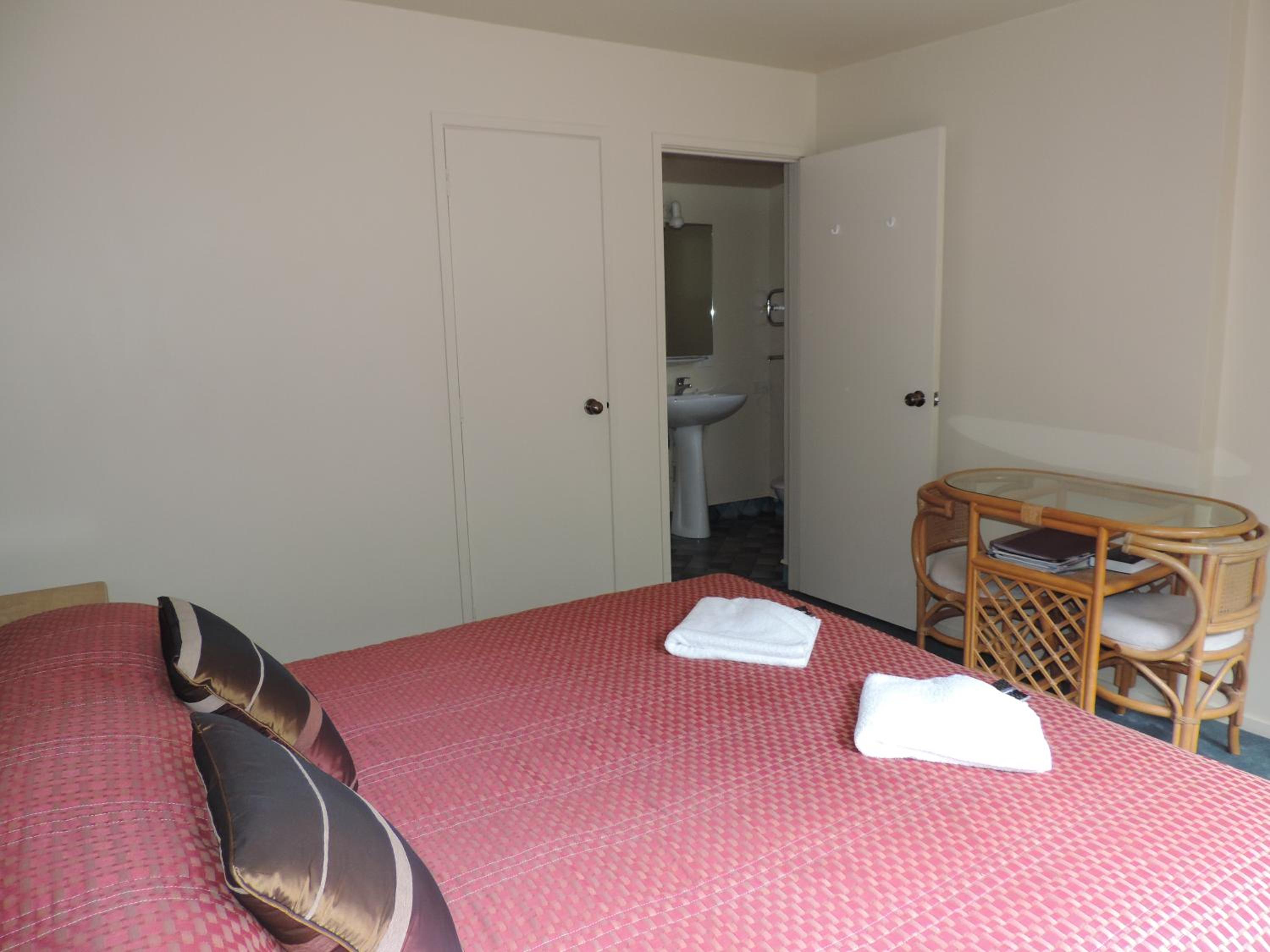 Garden View Room 5 - Adults Only - Photo 4