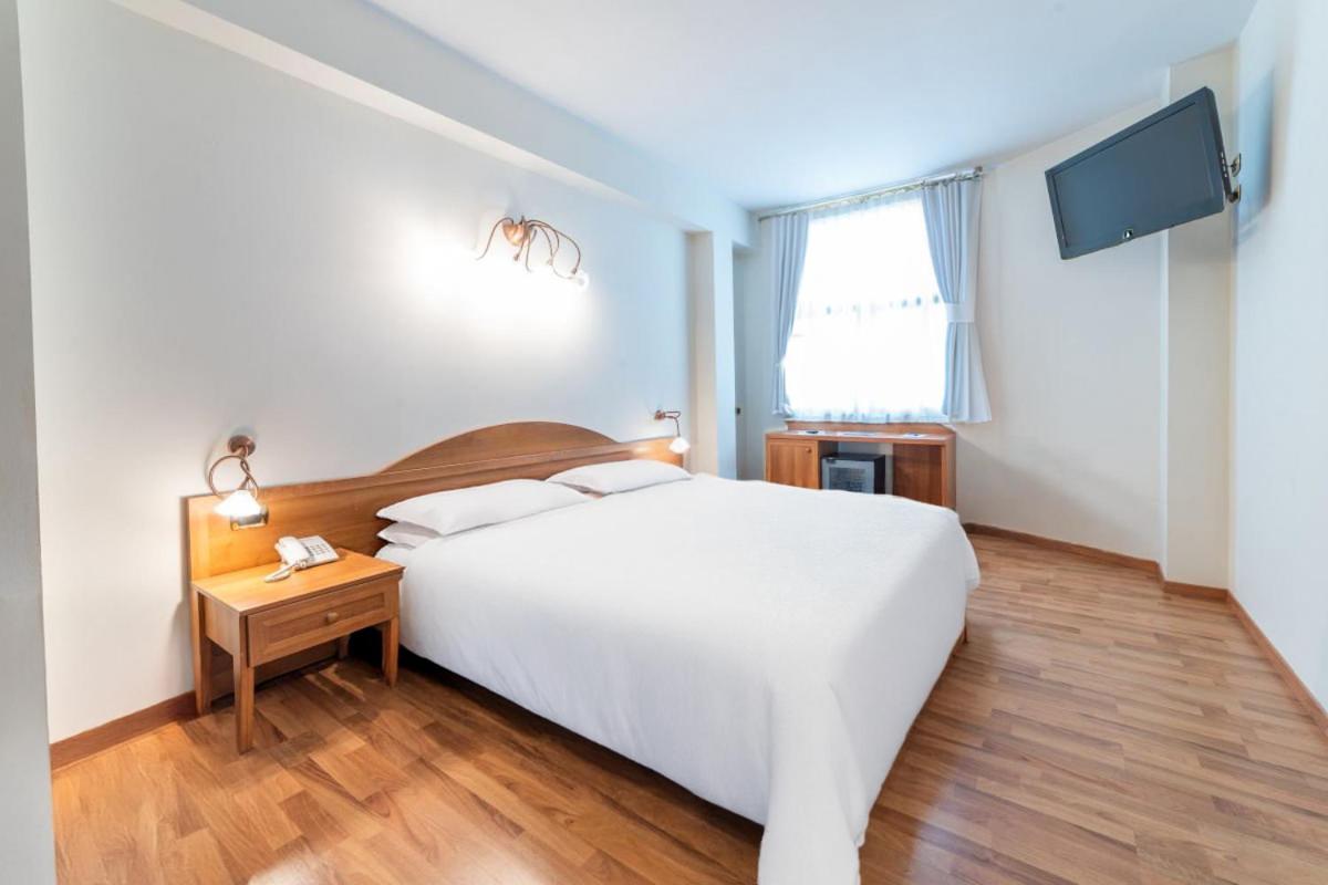Economy Double Room