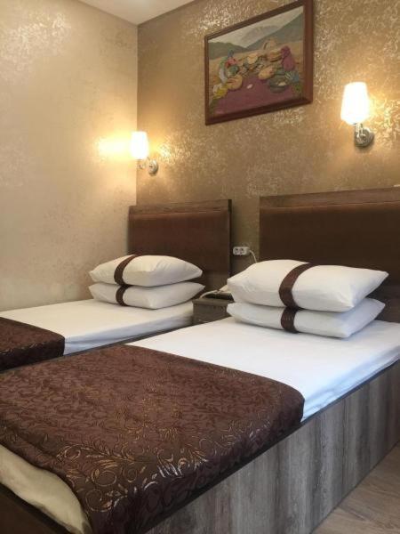 Deluxe Triple Room photo 2