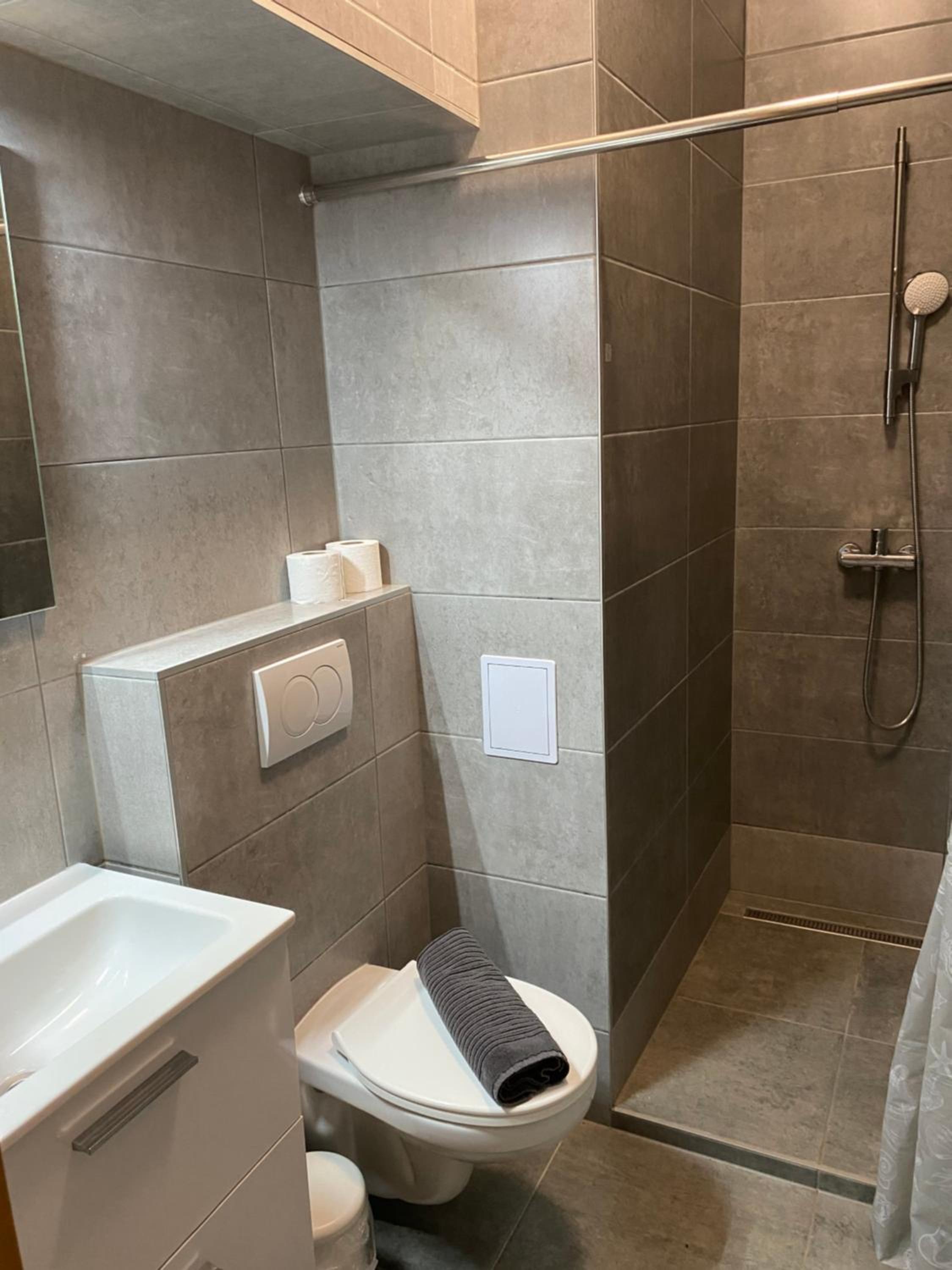 Double Room - Photo 1