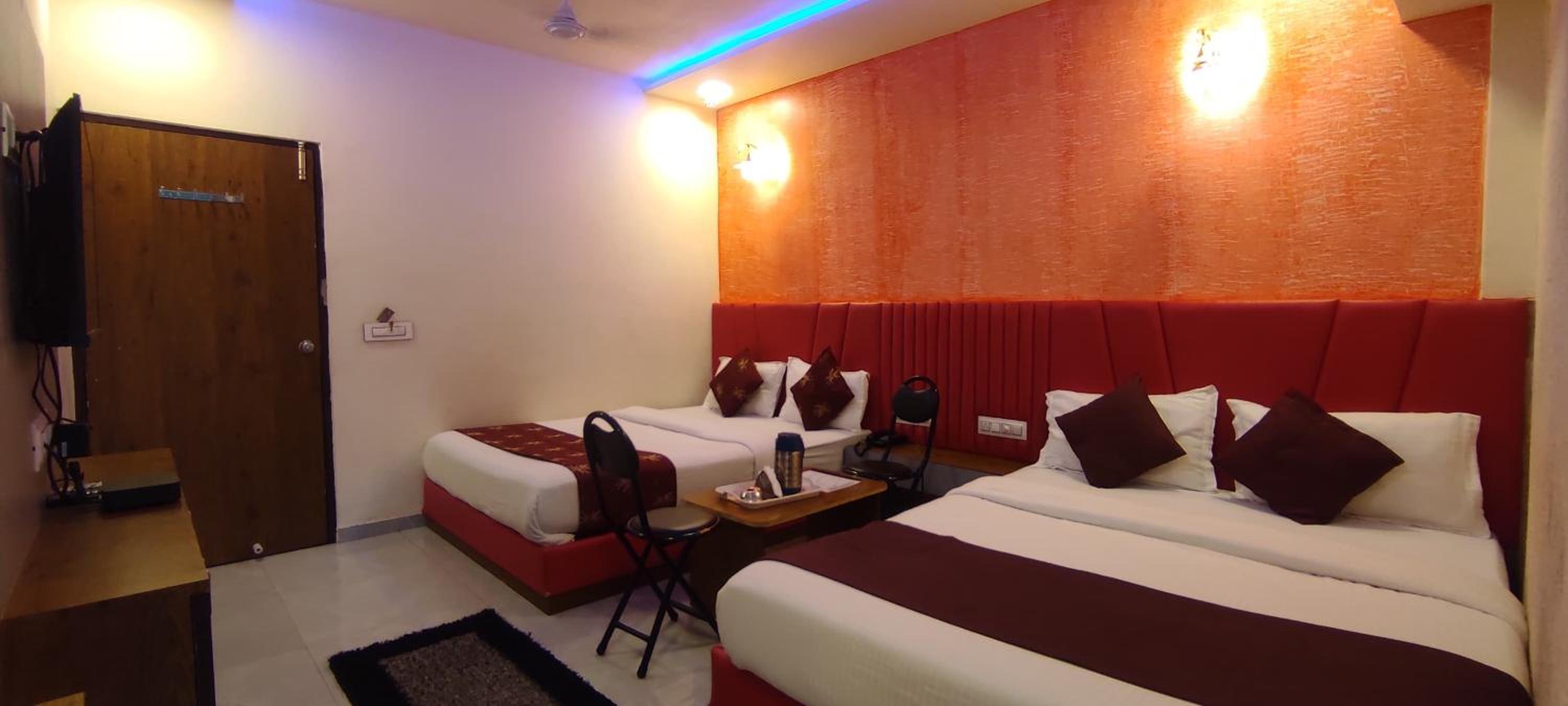 Deluxe Triple Room