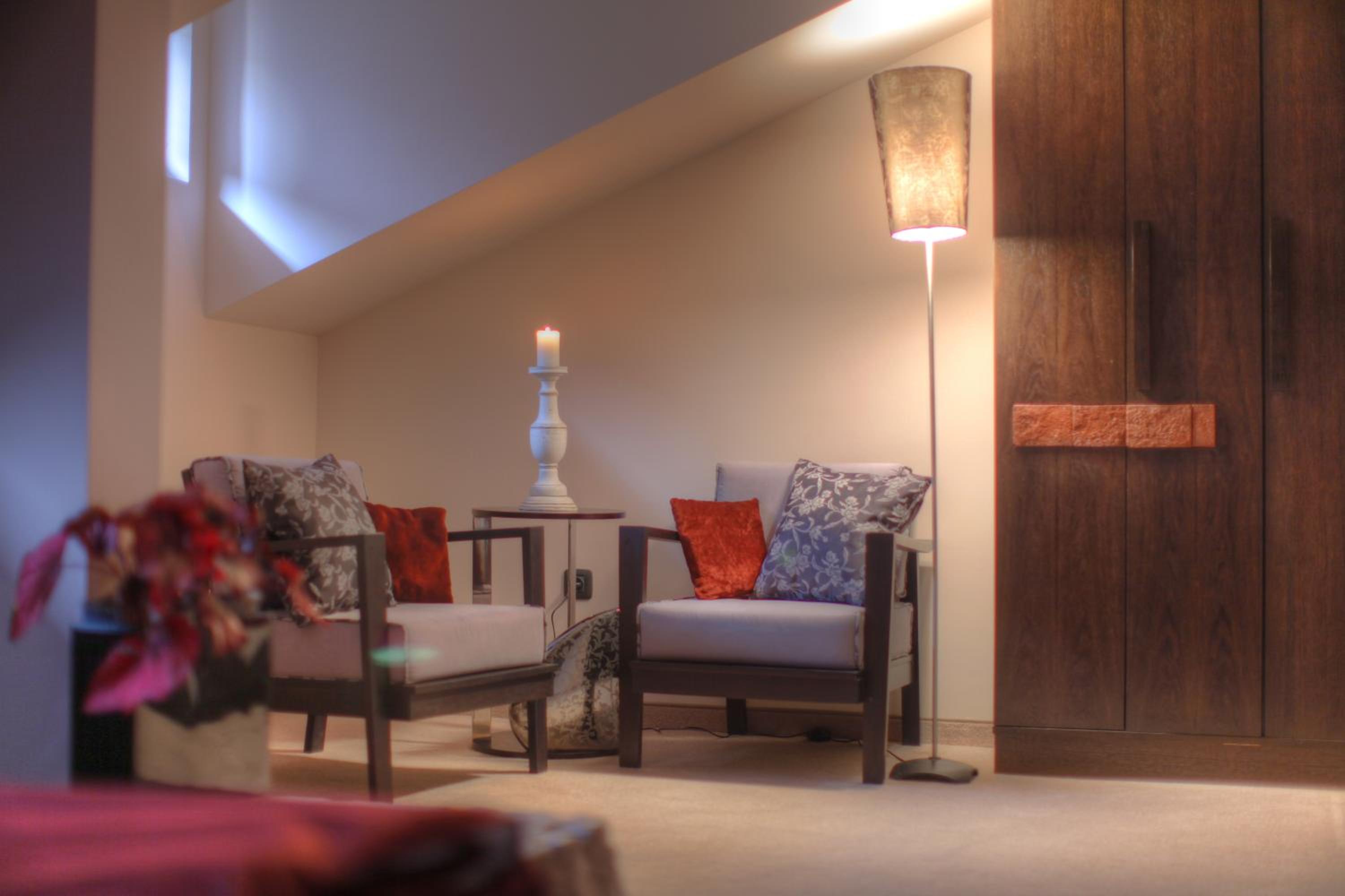 Junior Suite with Balcony and Mountain View - Photo 1