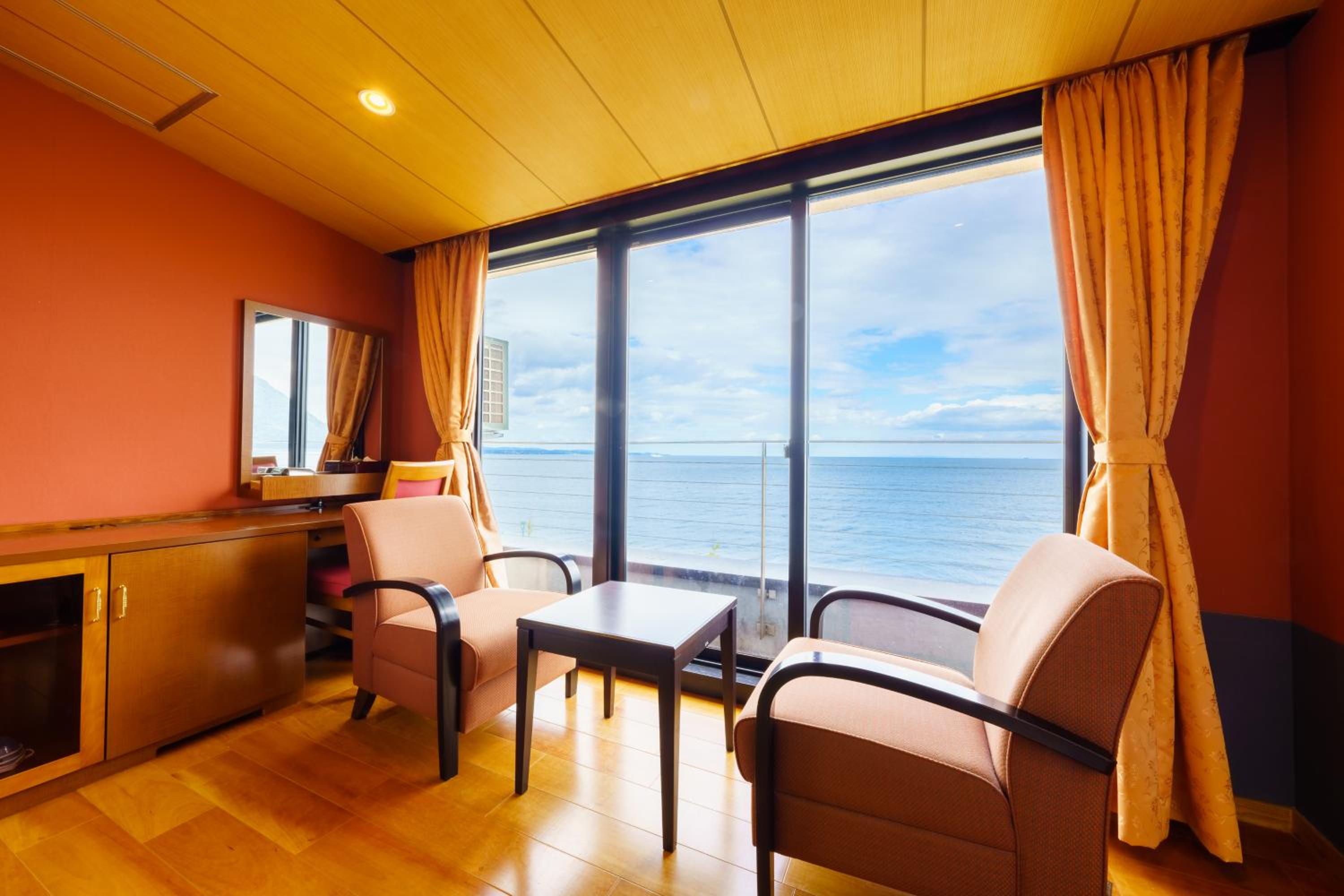 Deluxe Japanese-Style Room with Sea View - Non-Smoking - (Up to 5 Adults)