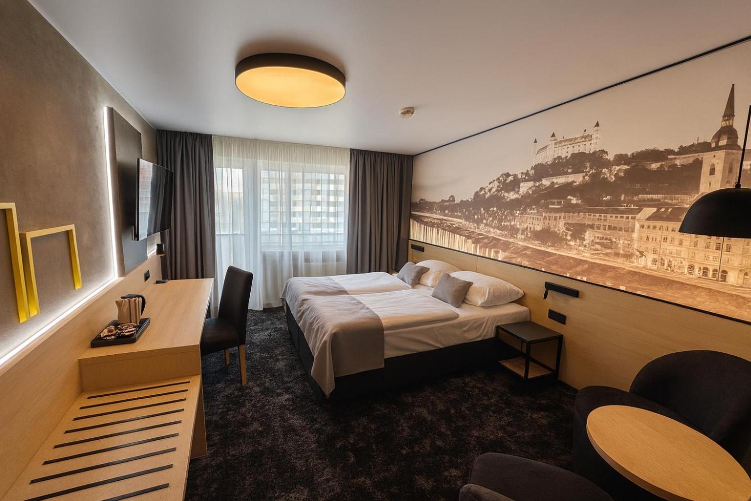 Deluxe Double Room photo 2