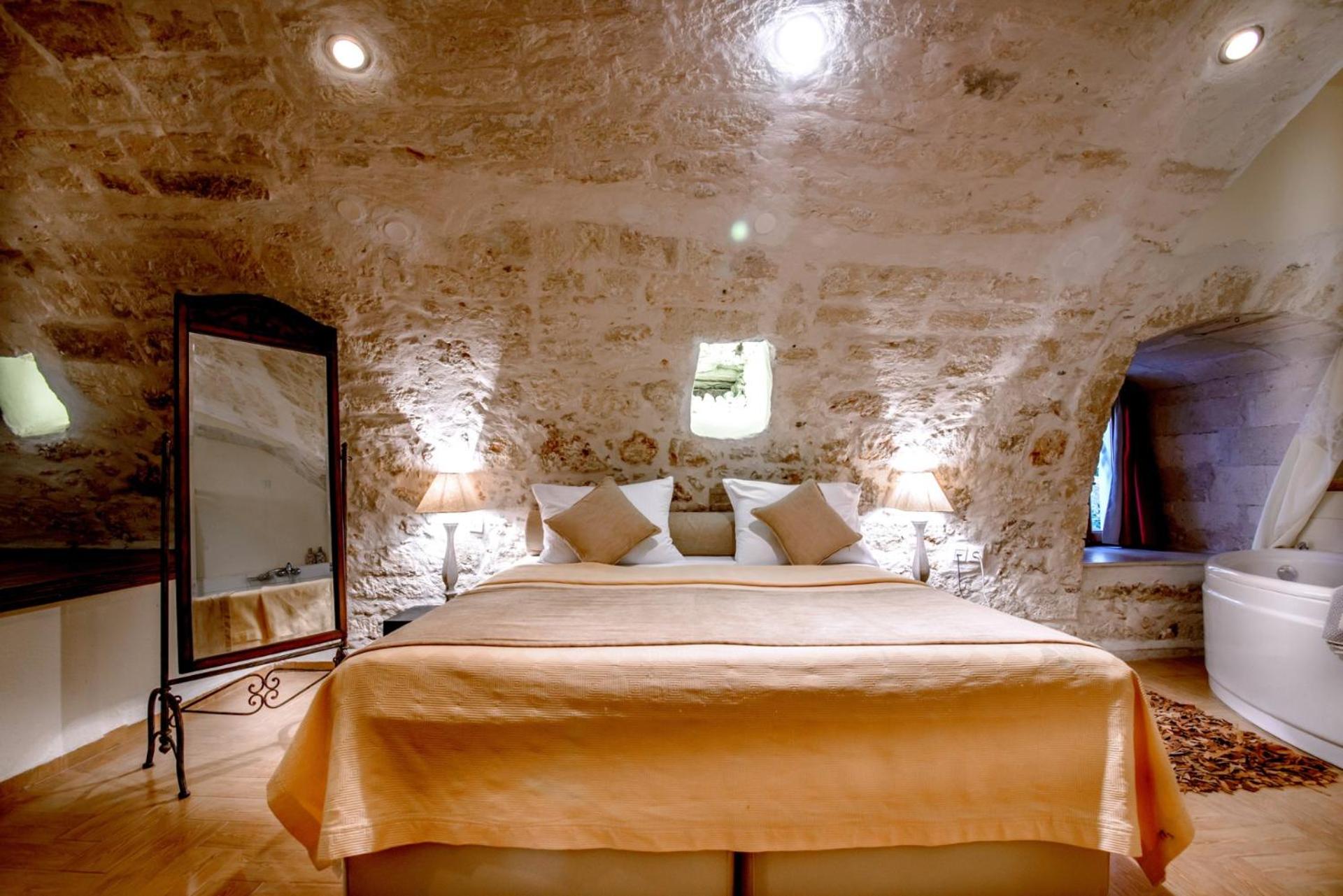 Large Single Room photo 3