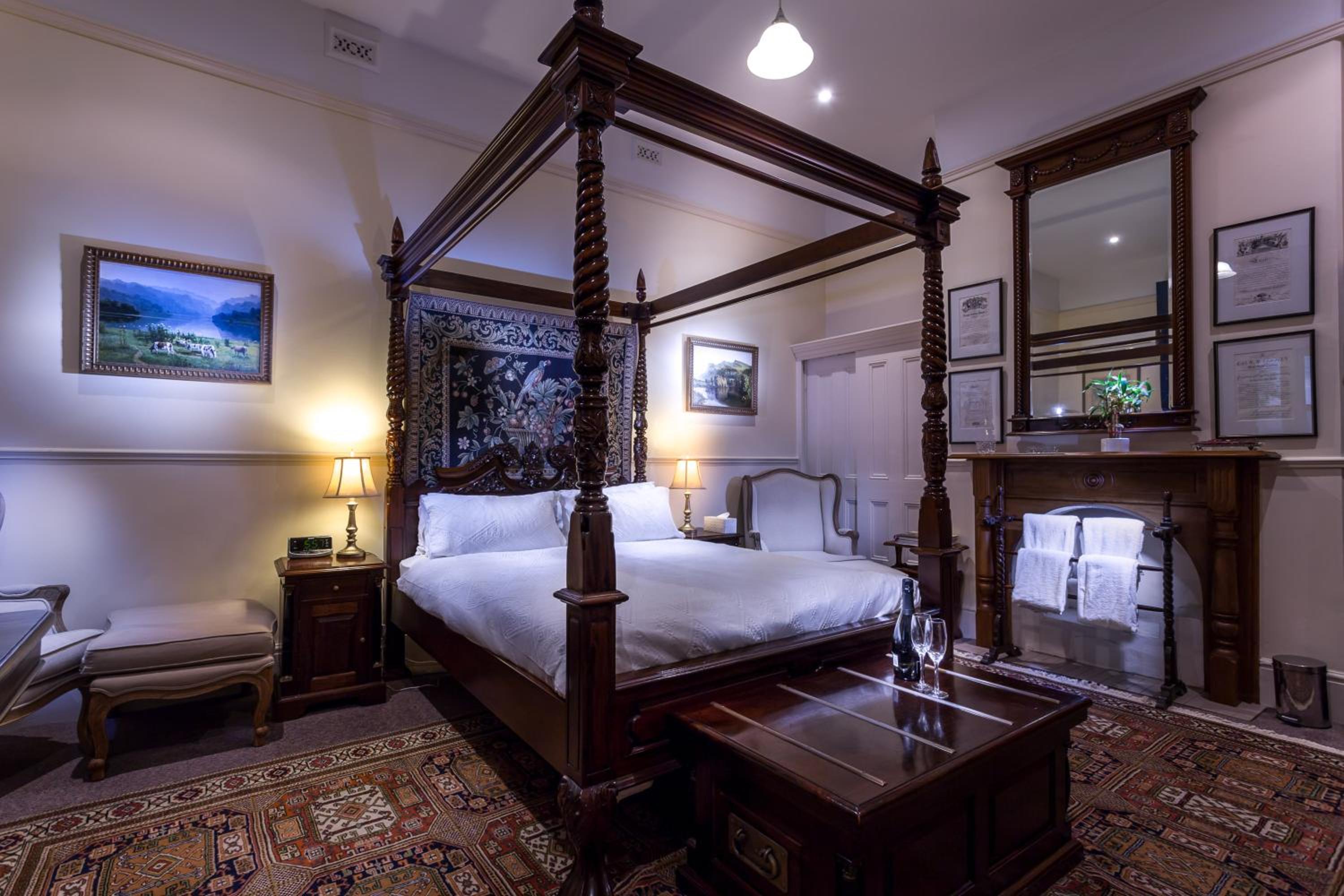 Queen Room with Sea View - English photo 2