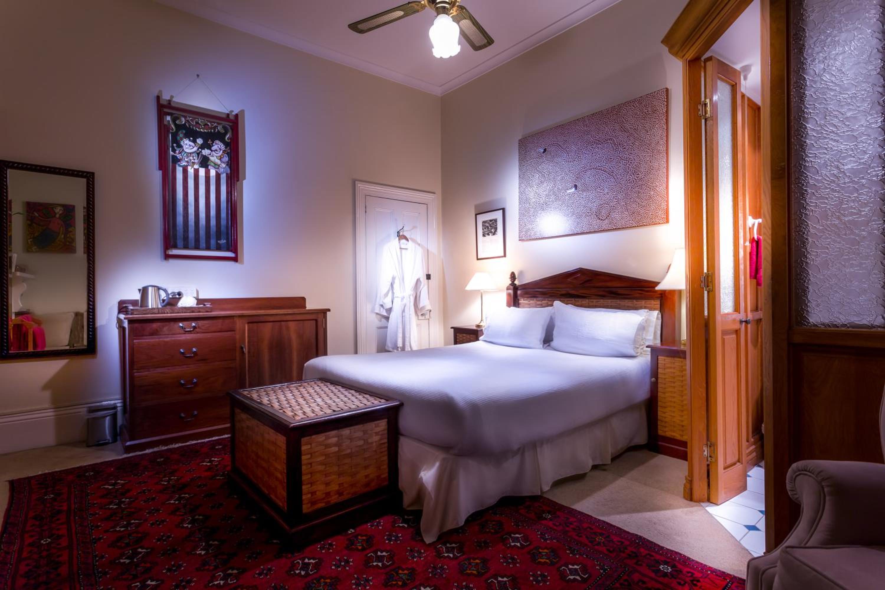 Deluxe Double Room - Holdsworth photo 3