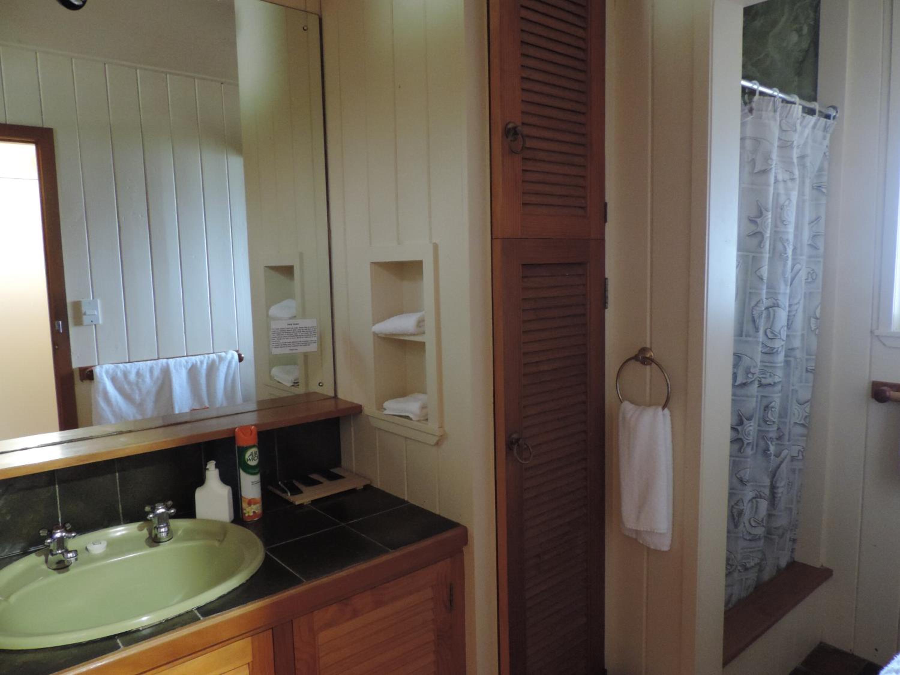 Two-Bedroom House - Photo 8