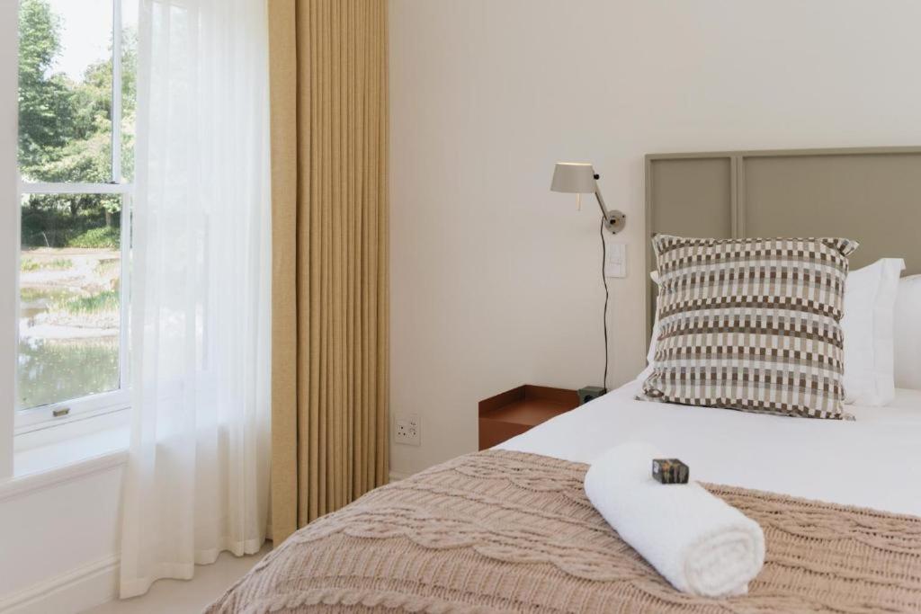 King Room with Lake View