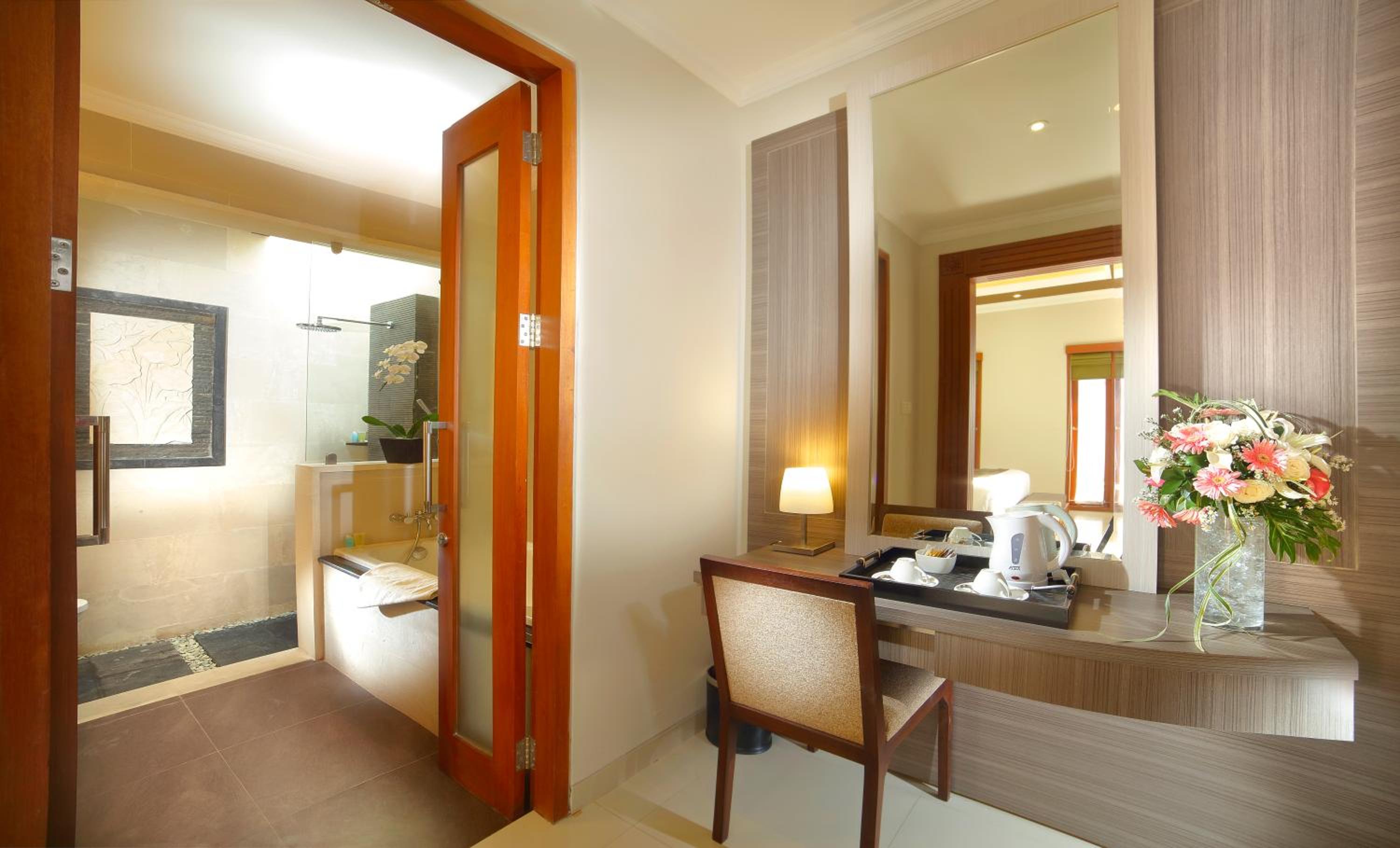 One-Bedroom Suite Pool Villa photo 1