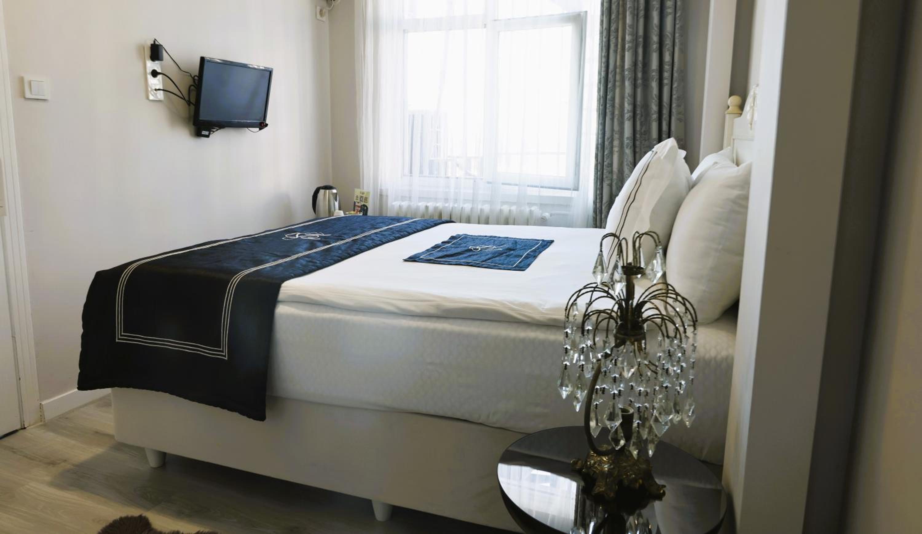 Deluxe Double Room photo 3