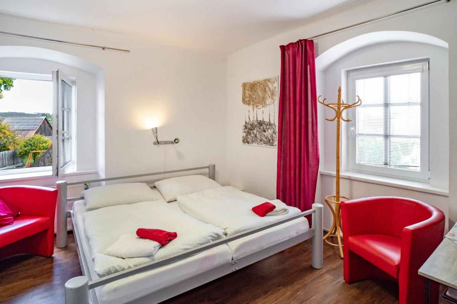 Standard Triple Room - Photo 2
