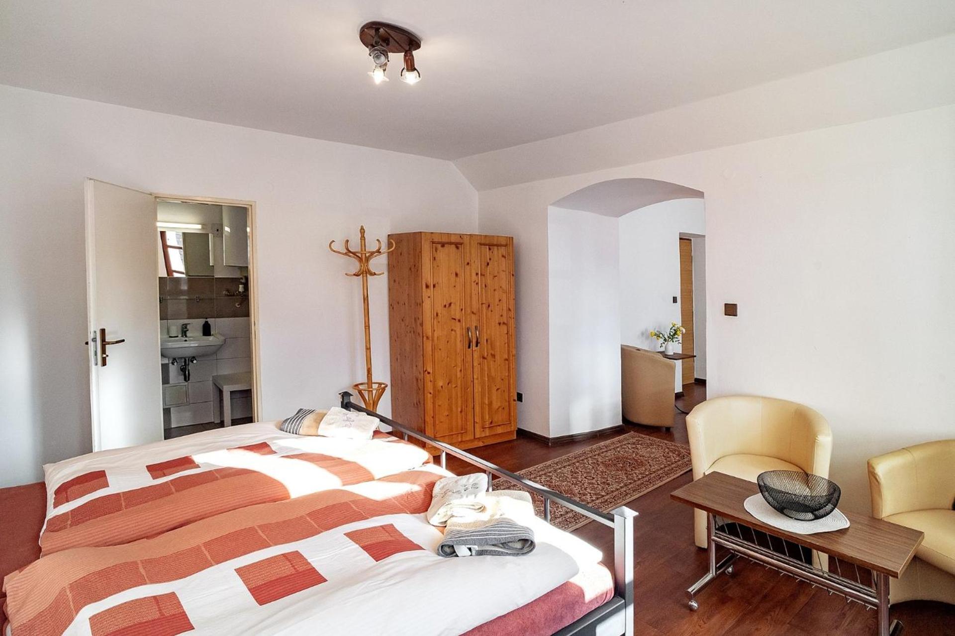 Quadruple Room - Photo 1