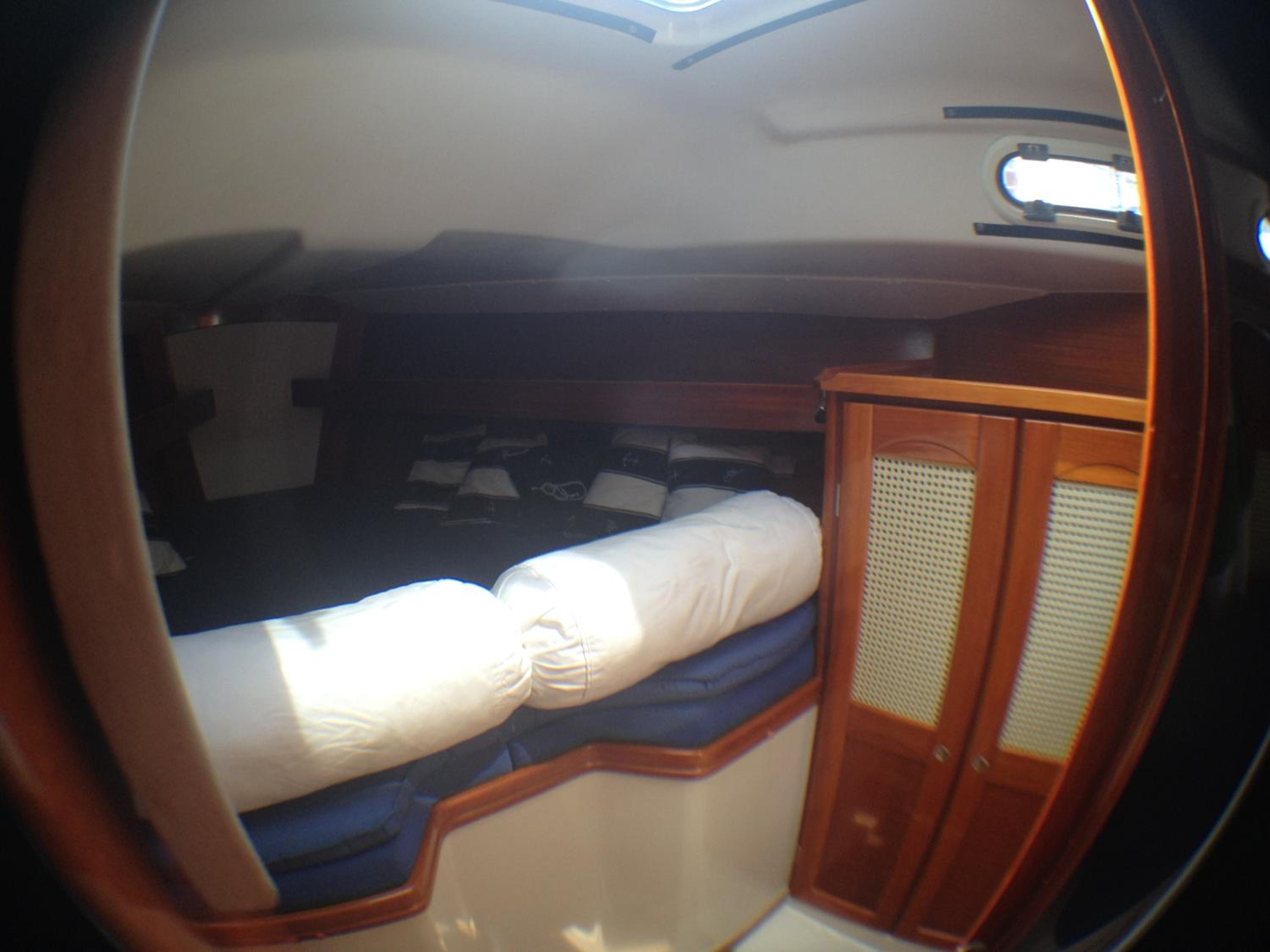 Budget Cabin On Boat photo 3