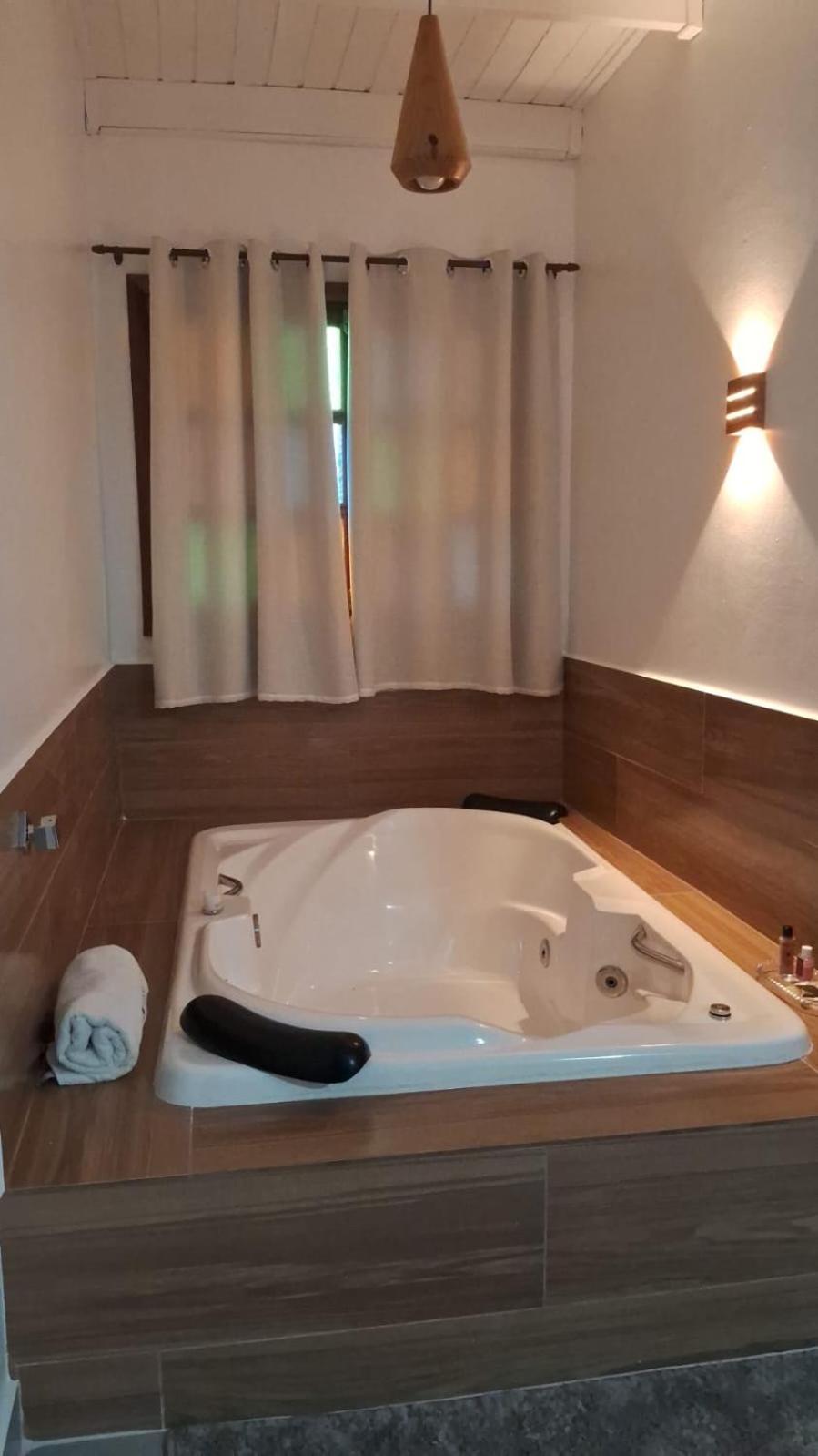 Deluxe Suite with Spa Bath