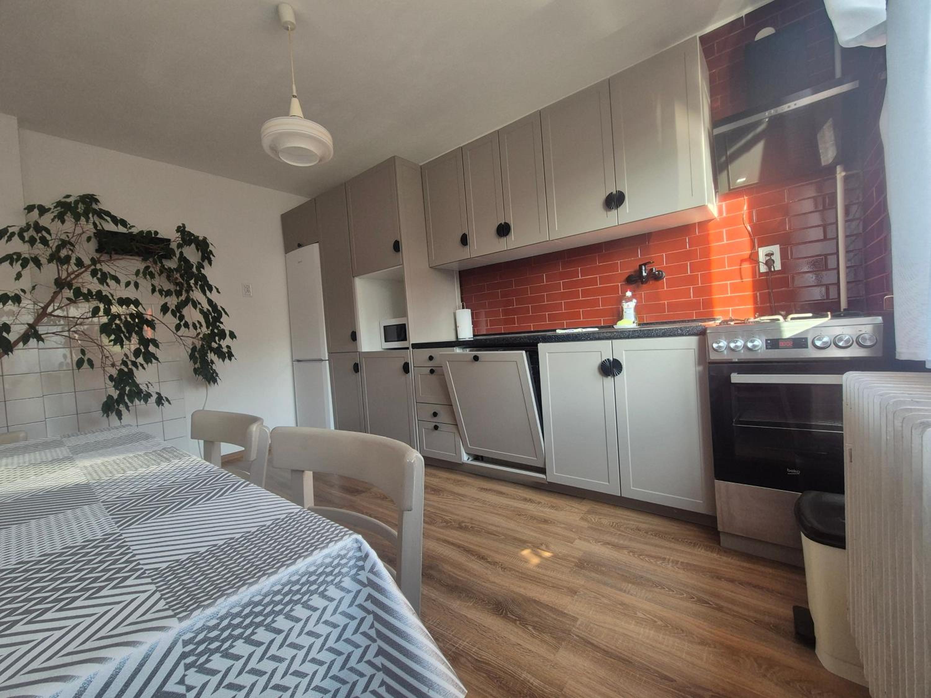 Two-Bedroom Standard Apartment photo 2