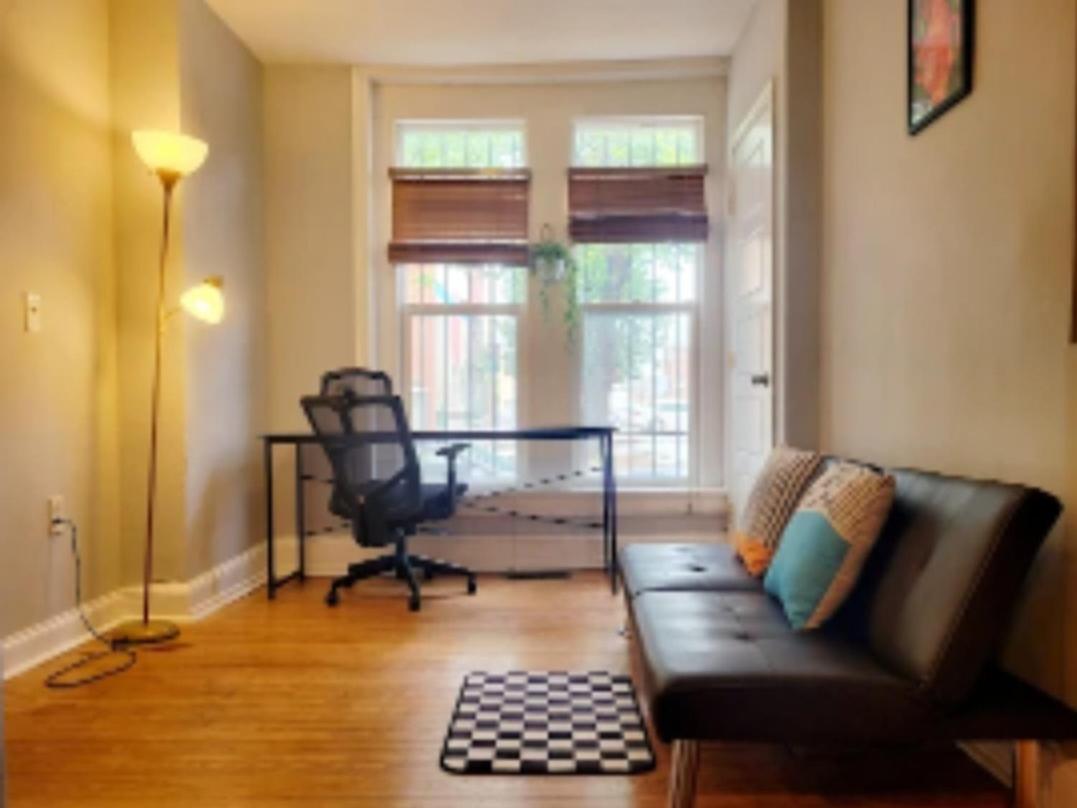 One-Bedroom Apartment photo 3