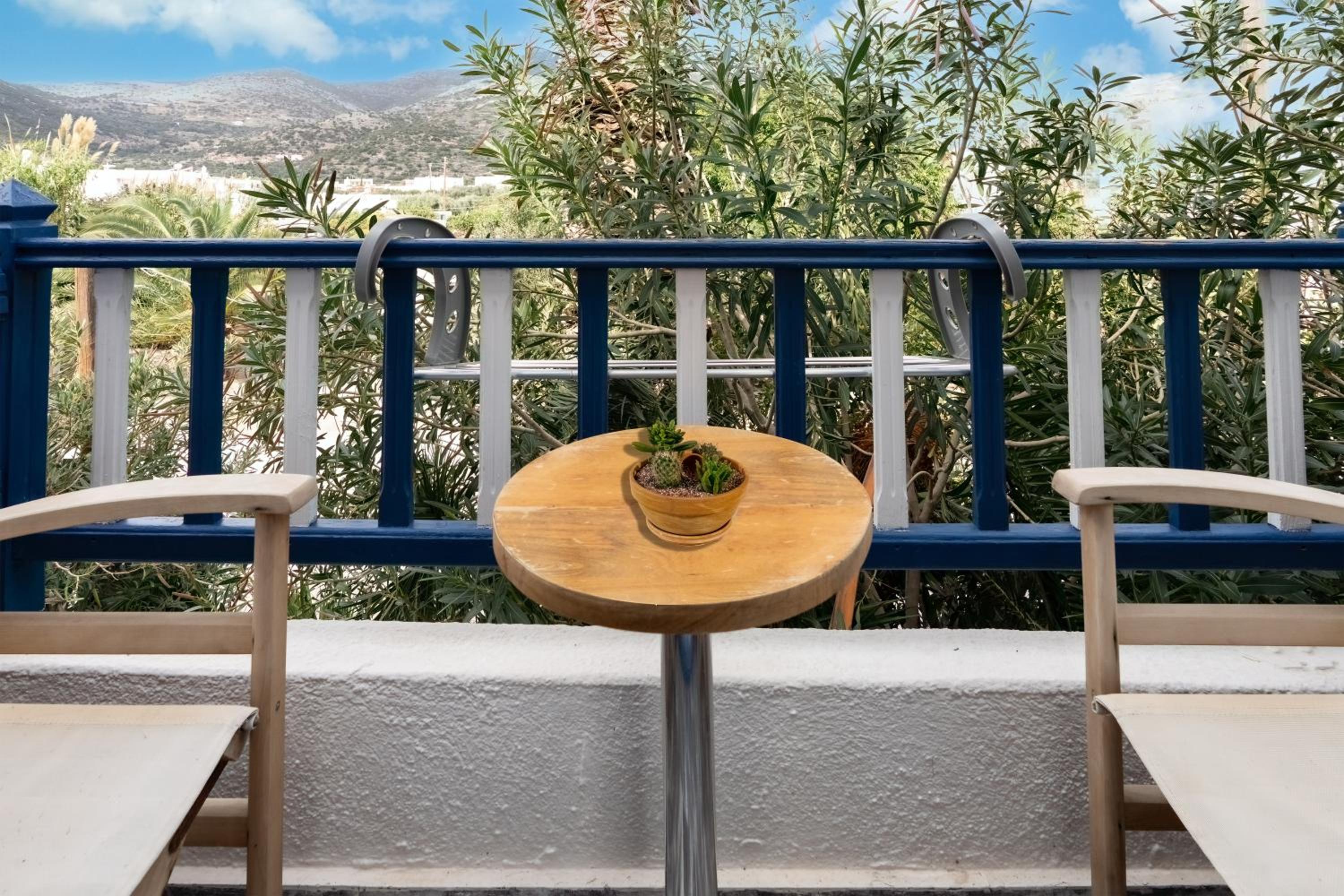 Deluxe Double or Twin Room with Balcony photo 3