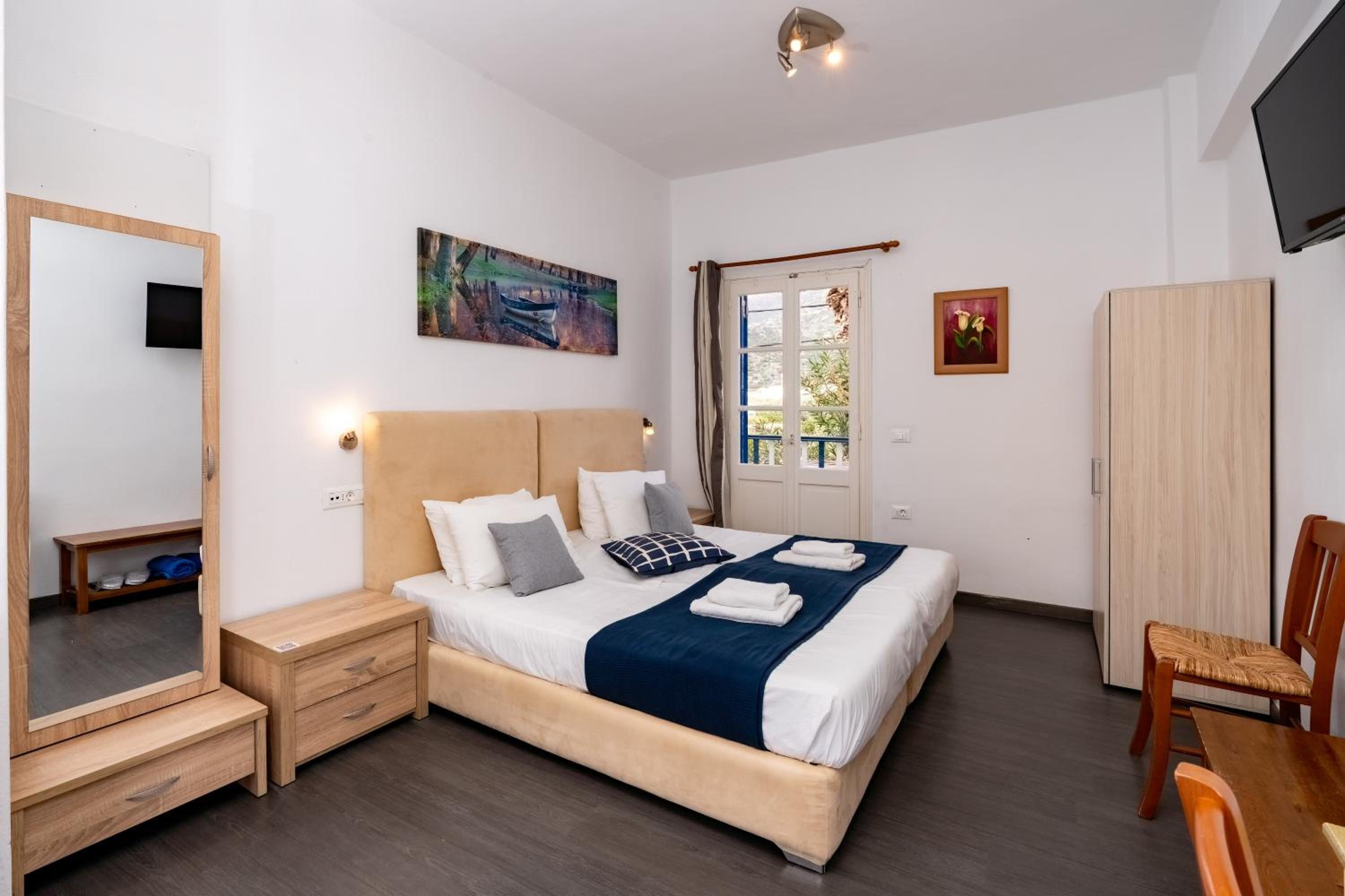 Deluxe Double or Twin Room with Balcony photo 1
