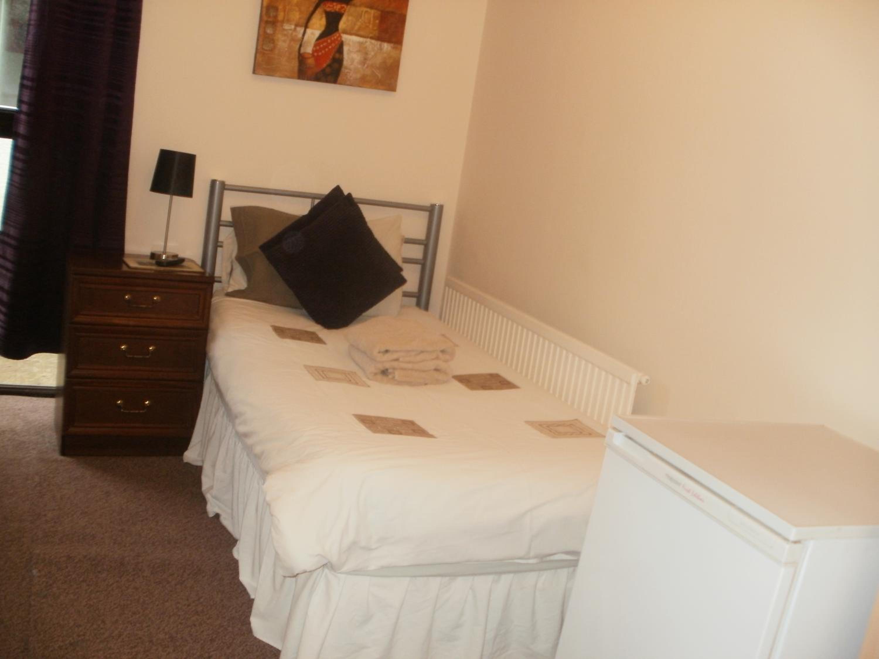 Single Room photo 3