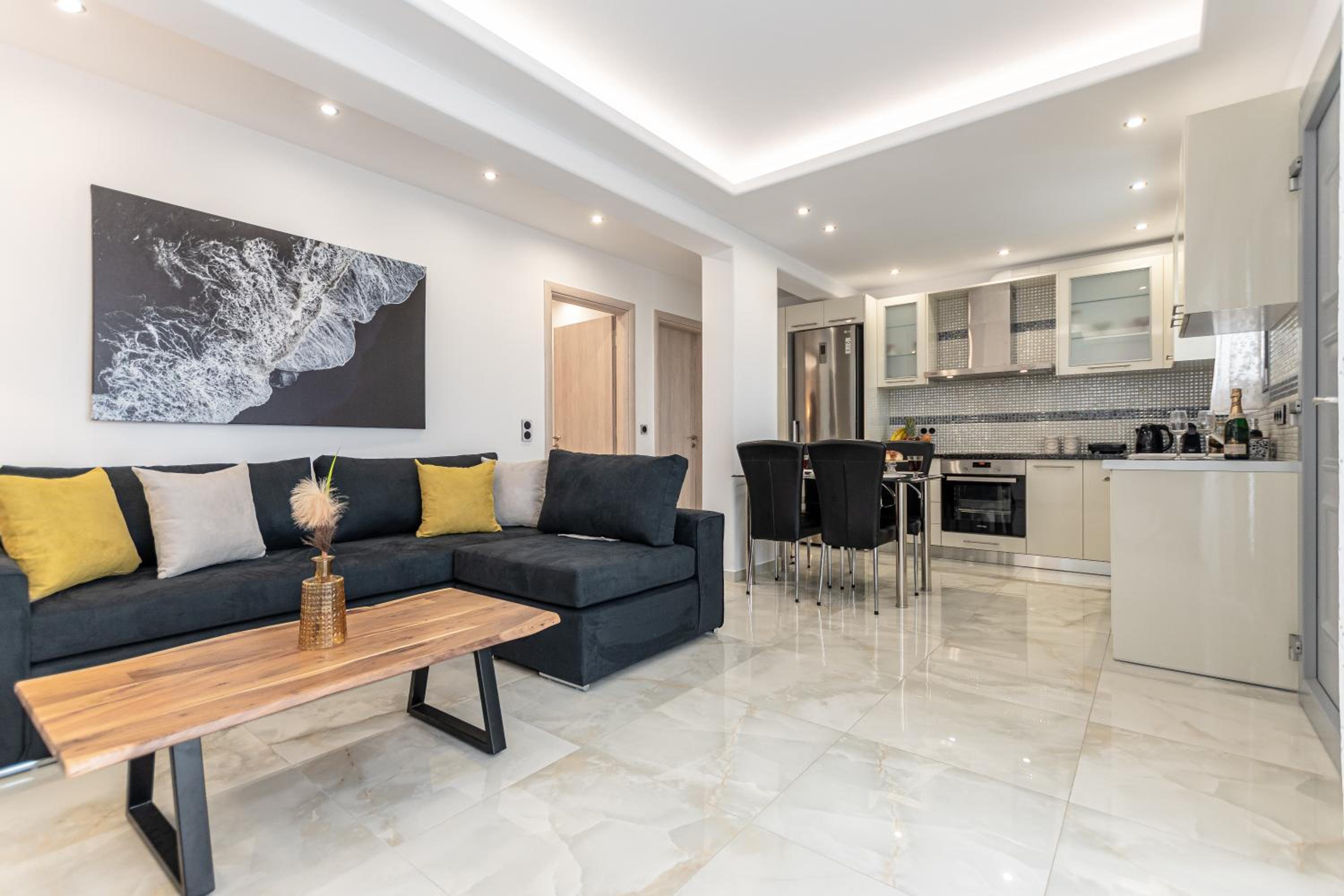 Suite Apartment