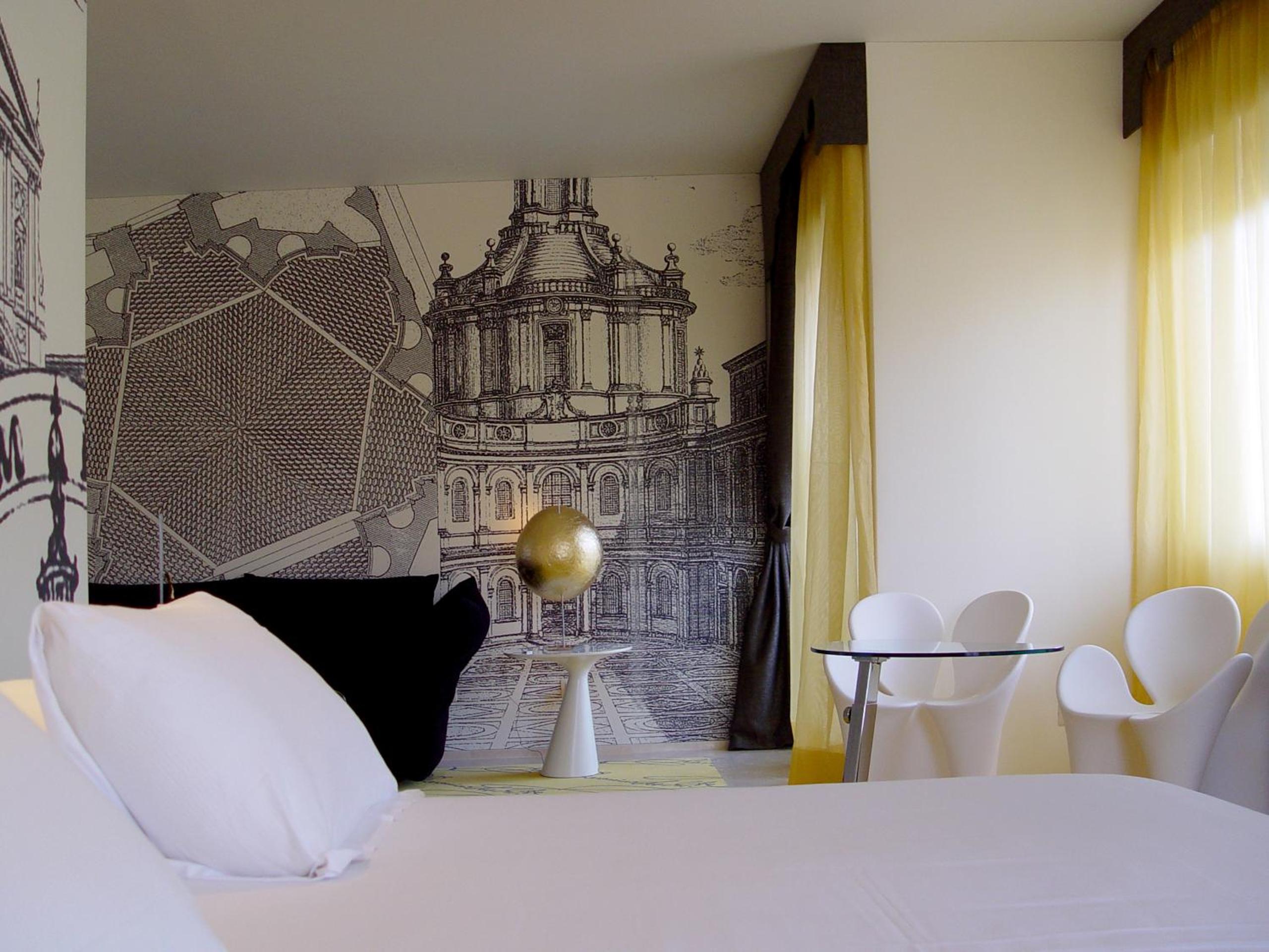 Premier Suite photo 1