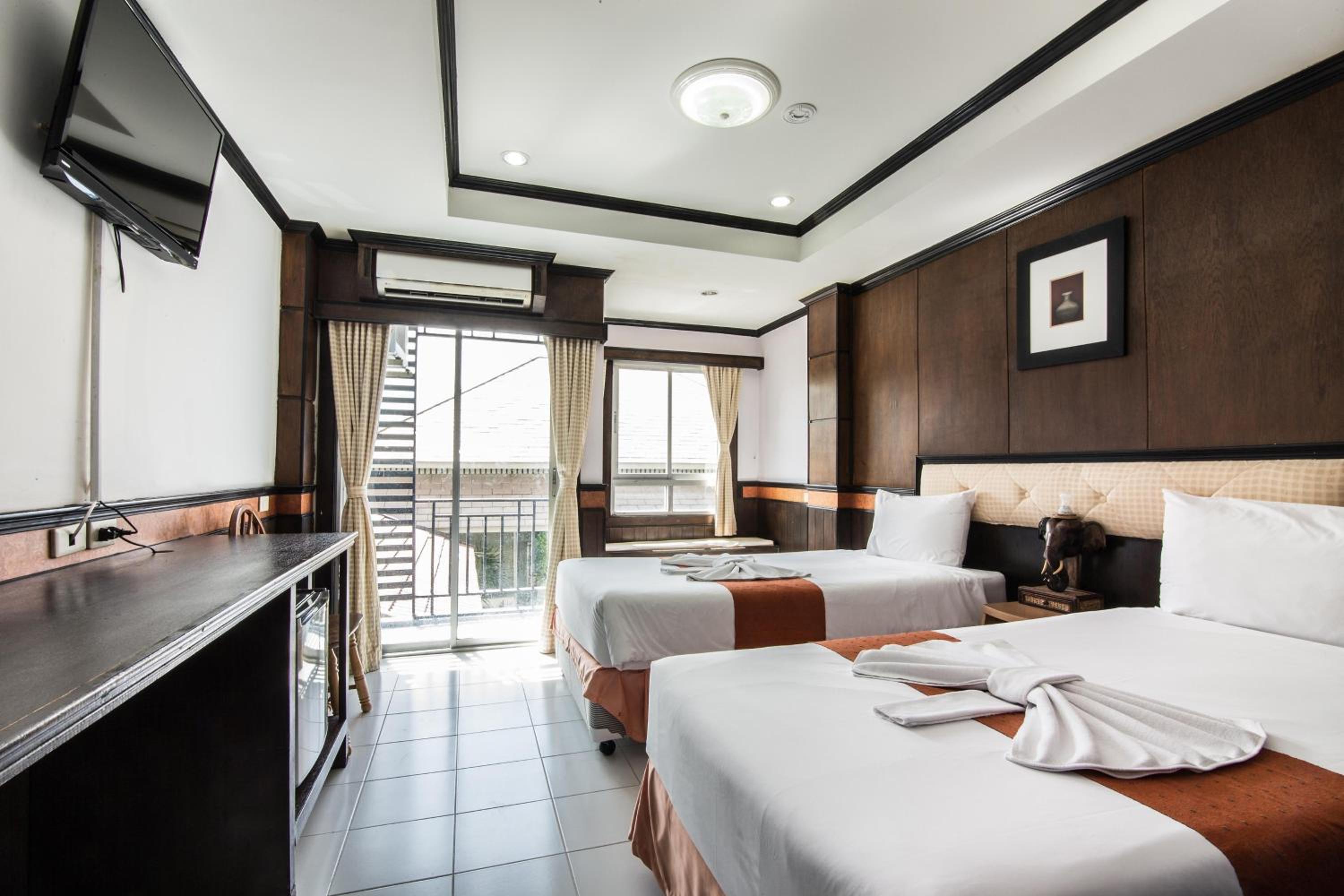 Standard Double Or Twin Room With Balcony - Photo 11
